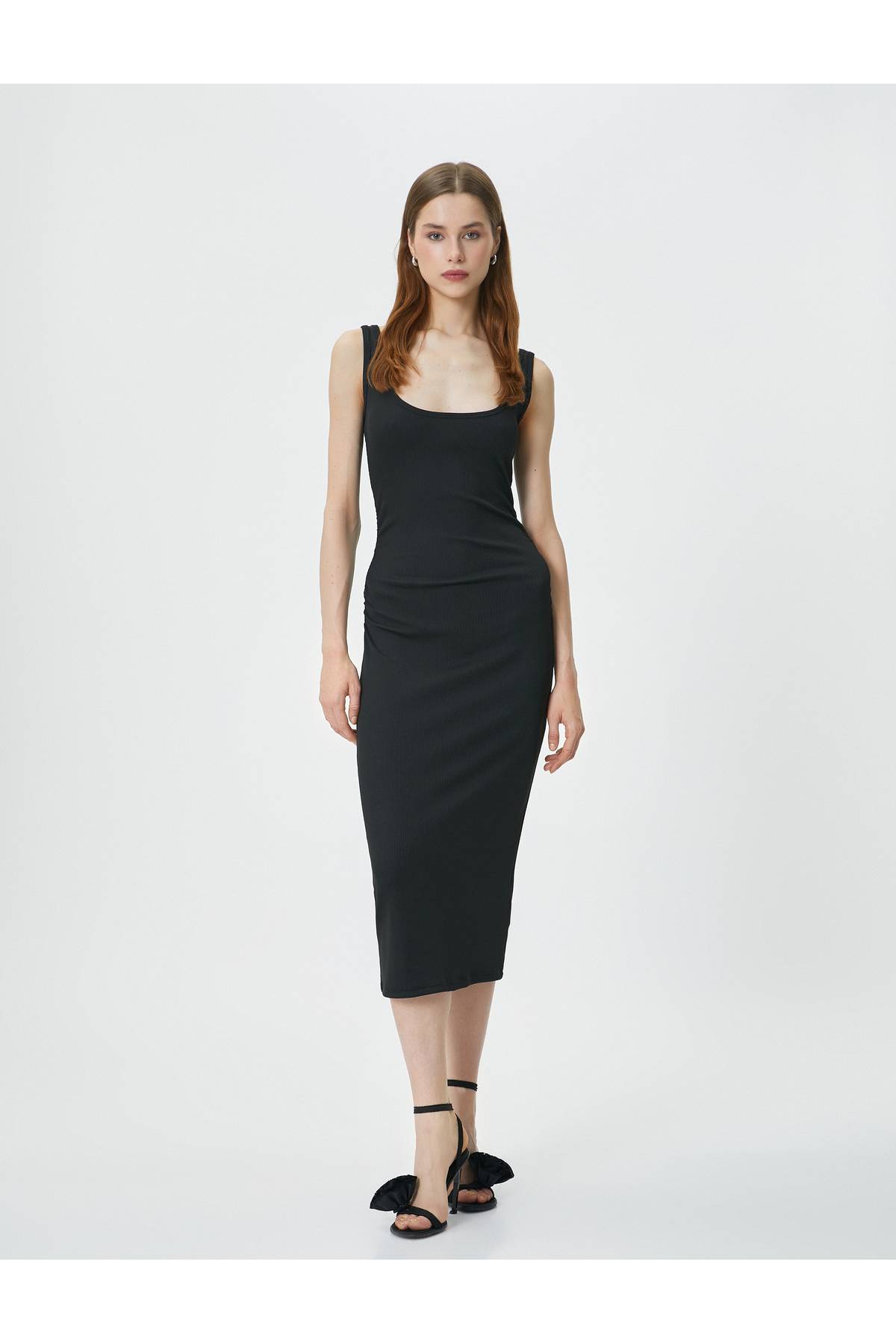 لباس میدی با بند یقه آجدار بادی