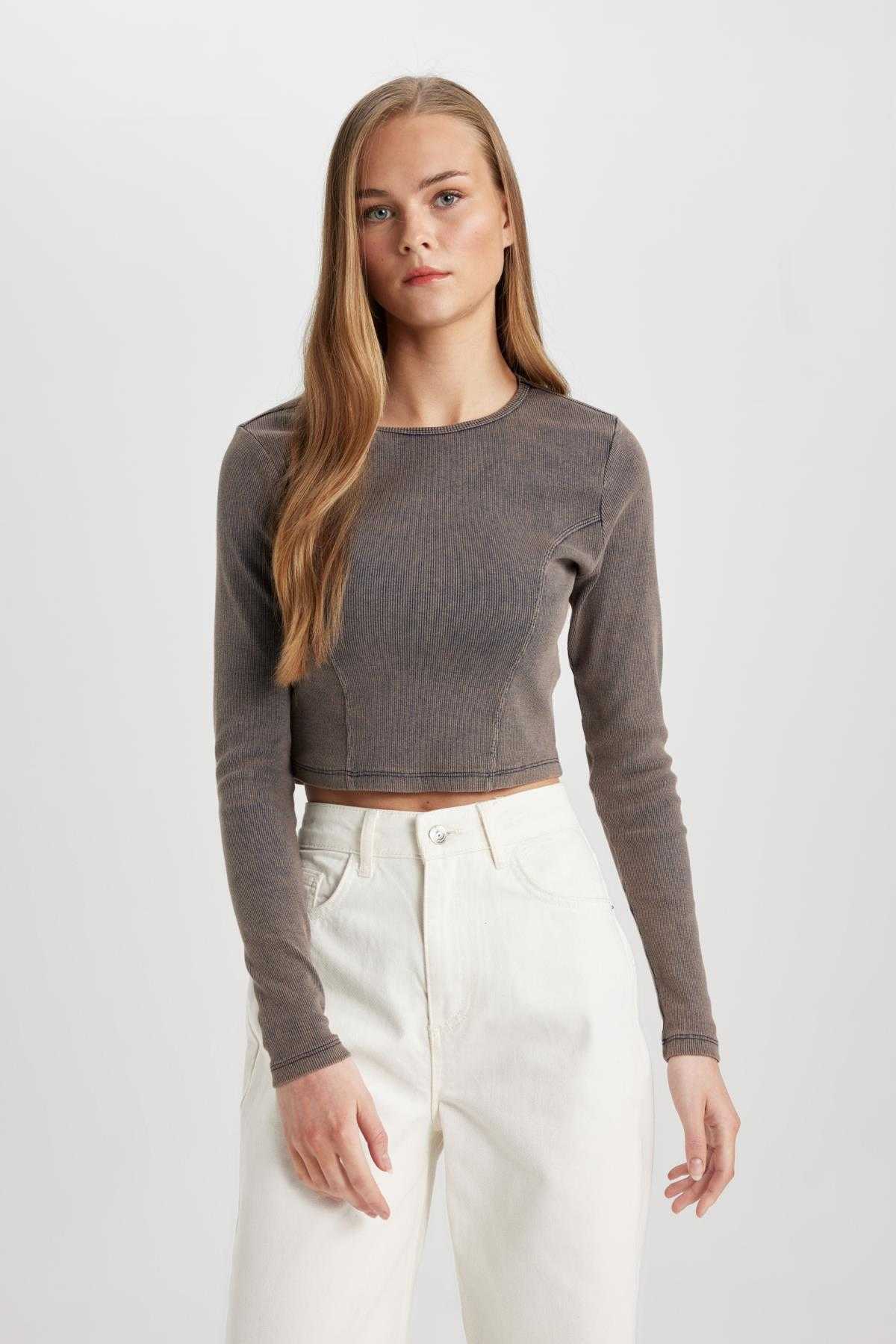 تیشرت آستین بلند یقه خدمه