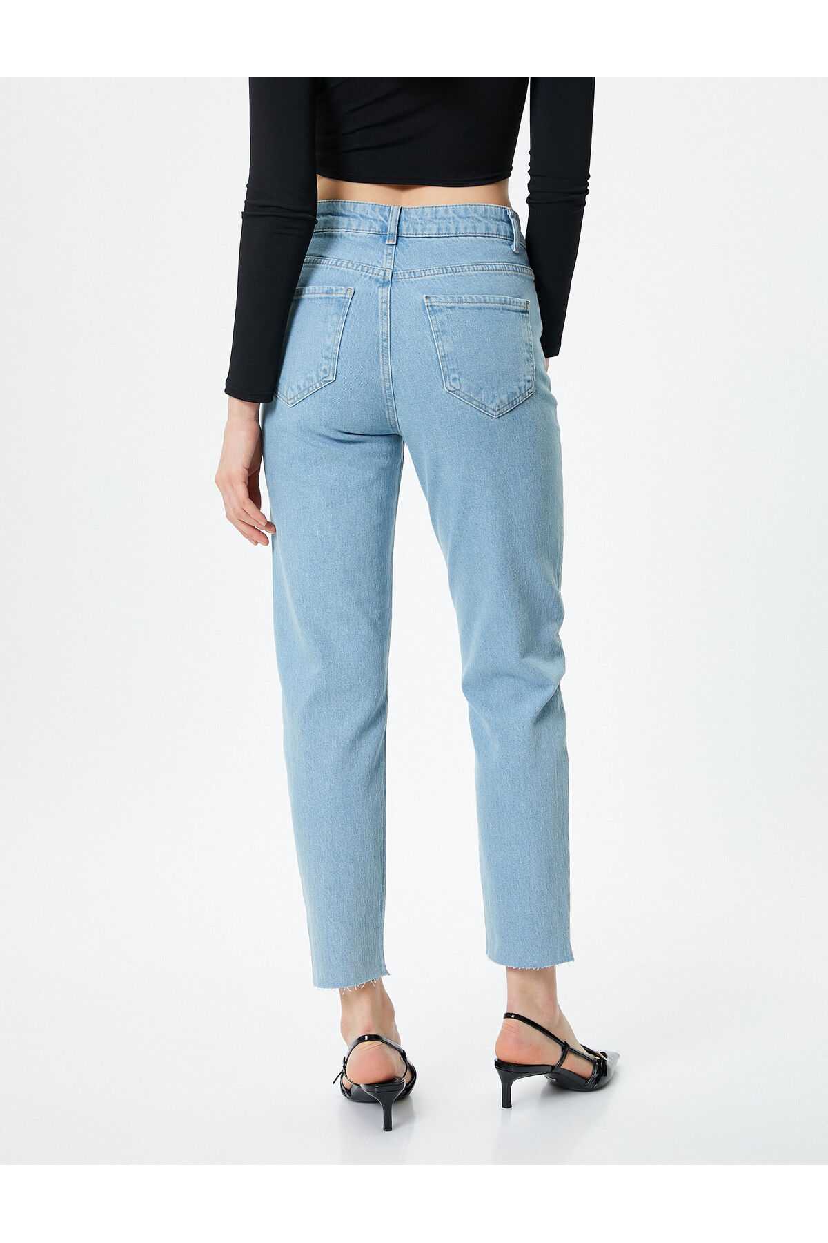 Mom Fit Jeans Relaxed Cut Light Slim Leg - Mom Jean