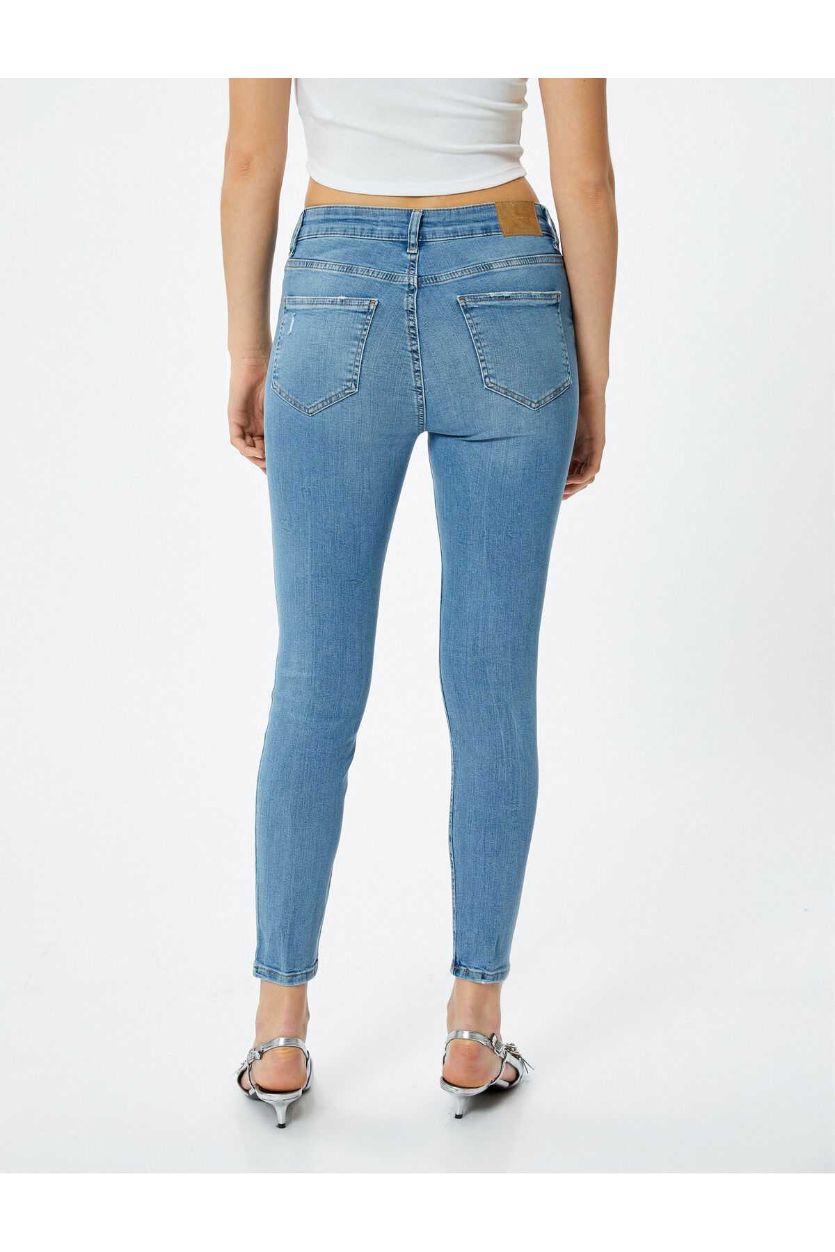 شلوار جین کمر بلند، پنبه ای منعطف و فرسوده - جین اسکینی کارمن