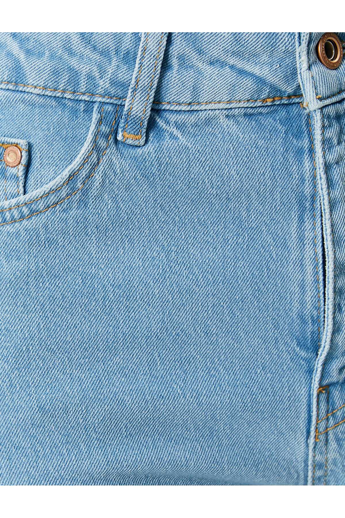 Mom Fit Jeans Relaxed Cut Light Slim Leg - Mom Jean