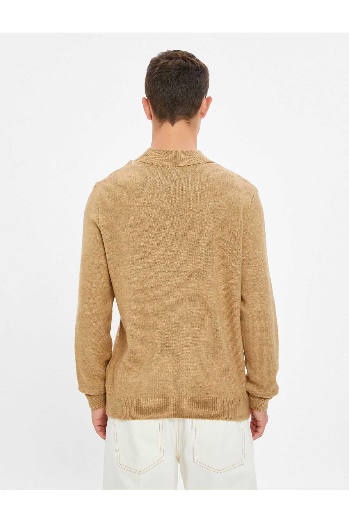 ژاکت بافتنی پایه نیم یقه یقه اسلیم