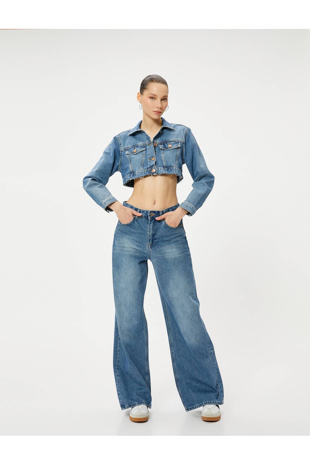 برش ژاکت جین یقه فلپ دو جیب راحت و پنبه ای