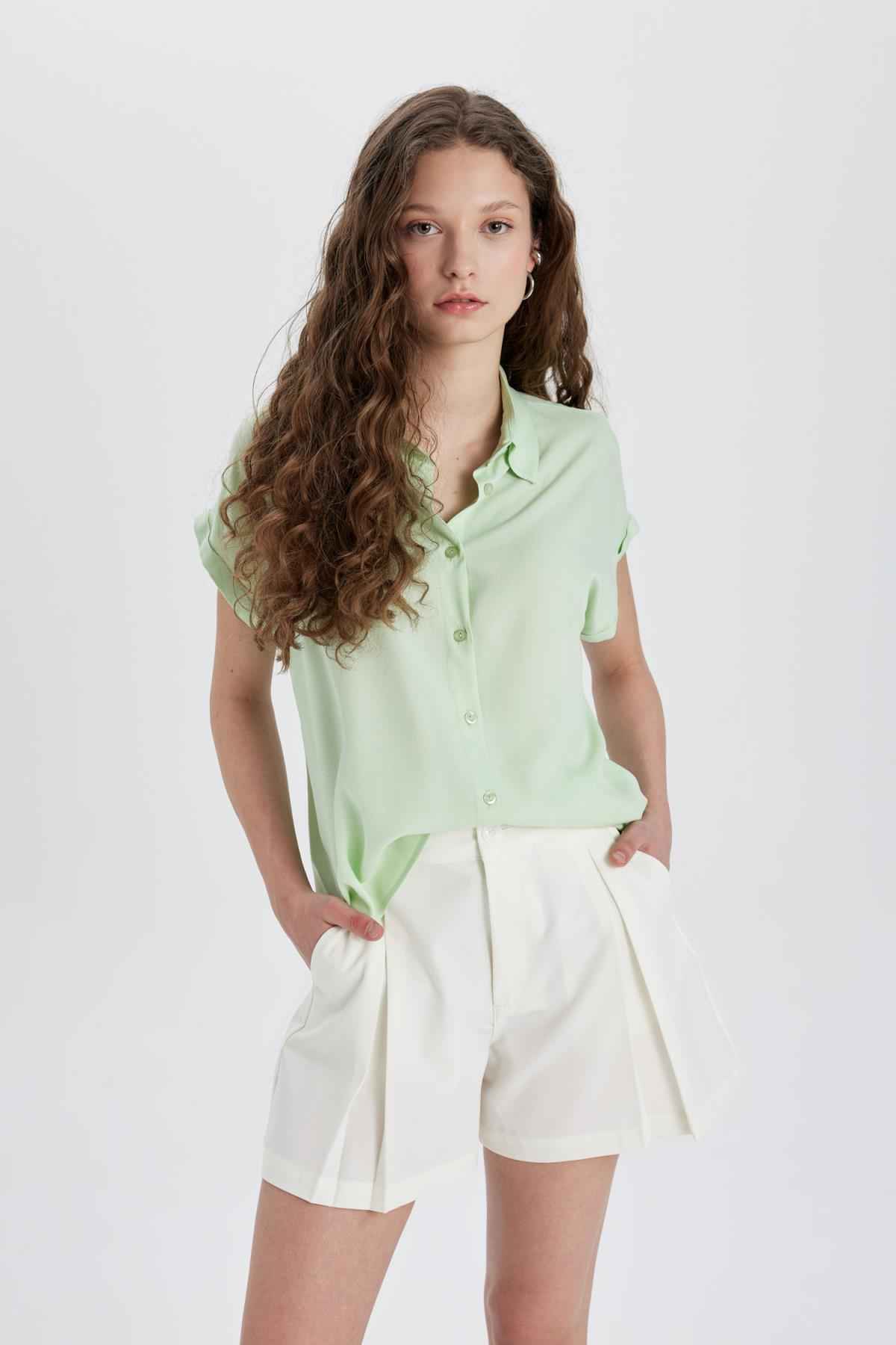 پیراهن آستین کوتاه معمولی Fit N7819az24sp