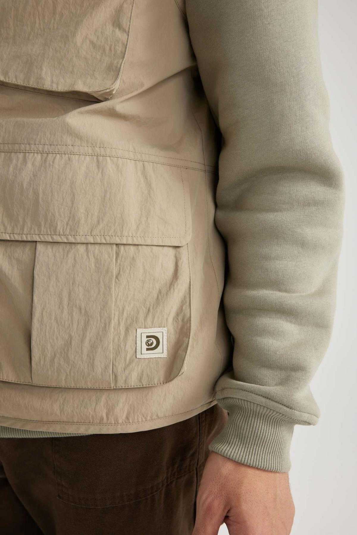 جلیقه جیبی کانال Discovery