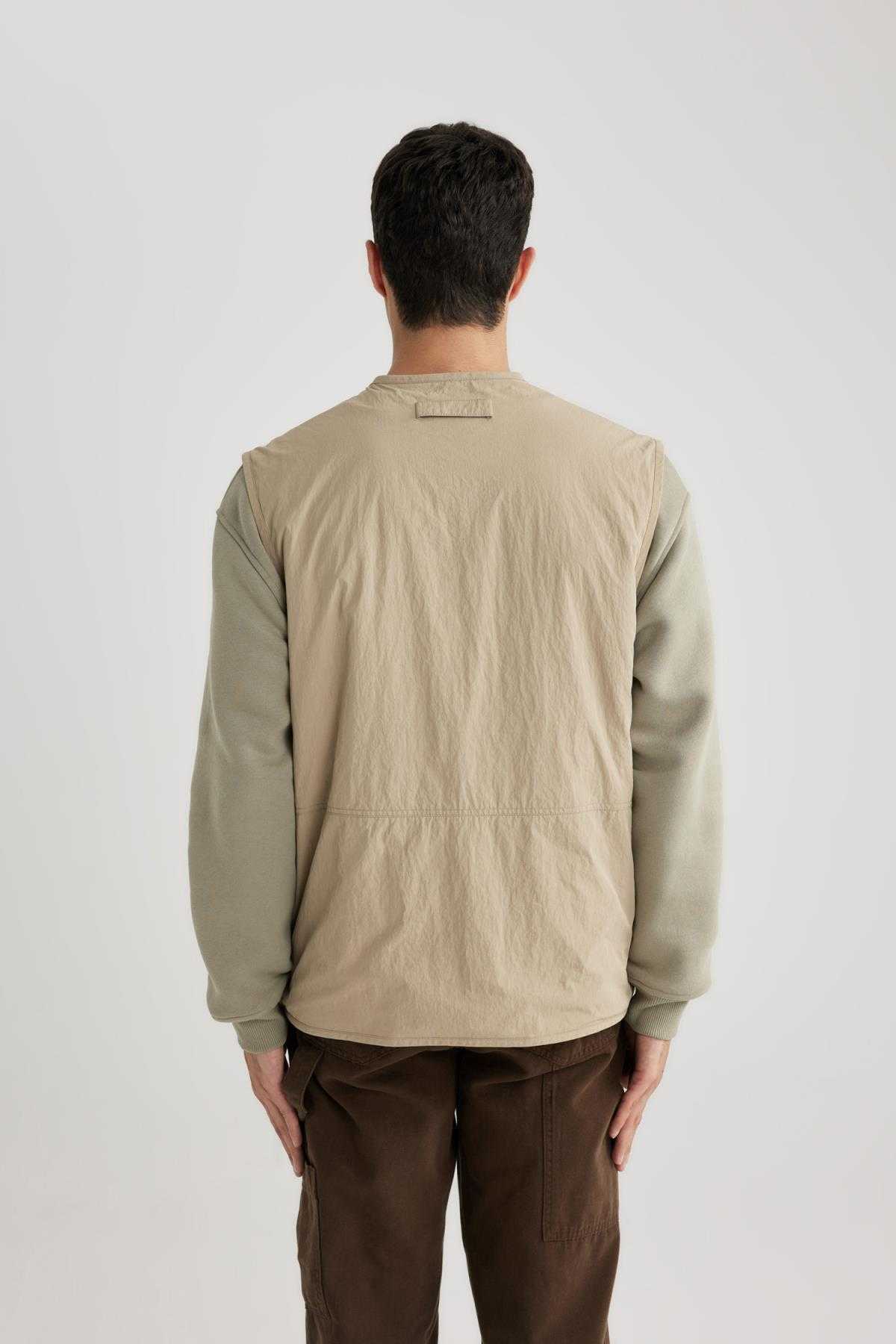 جلیقه جیبی کانال Discovery