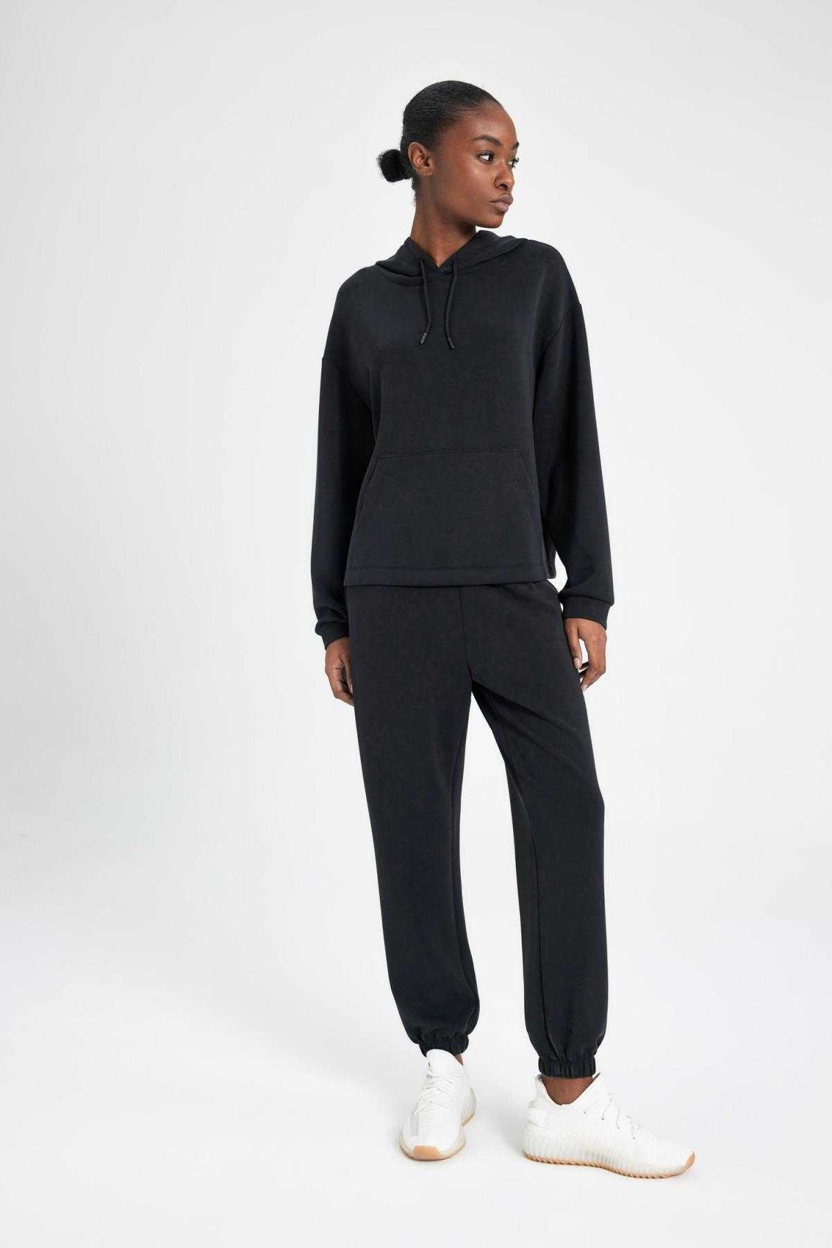 شلوار گرمکن دو جیبی ممتاز Fit Standard Fit B1794ax24sp