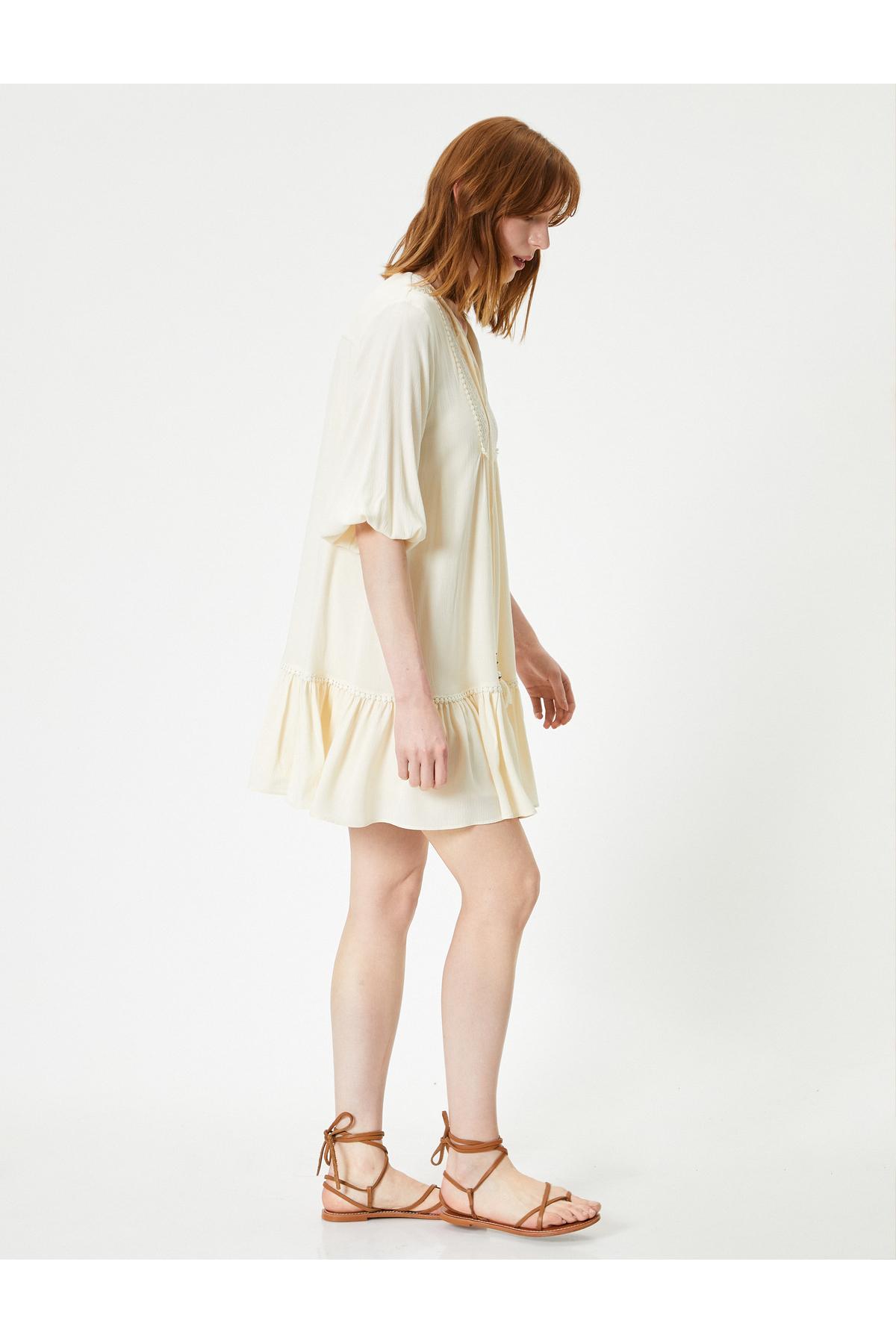 آستین های بادکنکی مینی منگوله ای ویسکوز با جزئیات