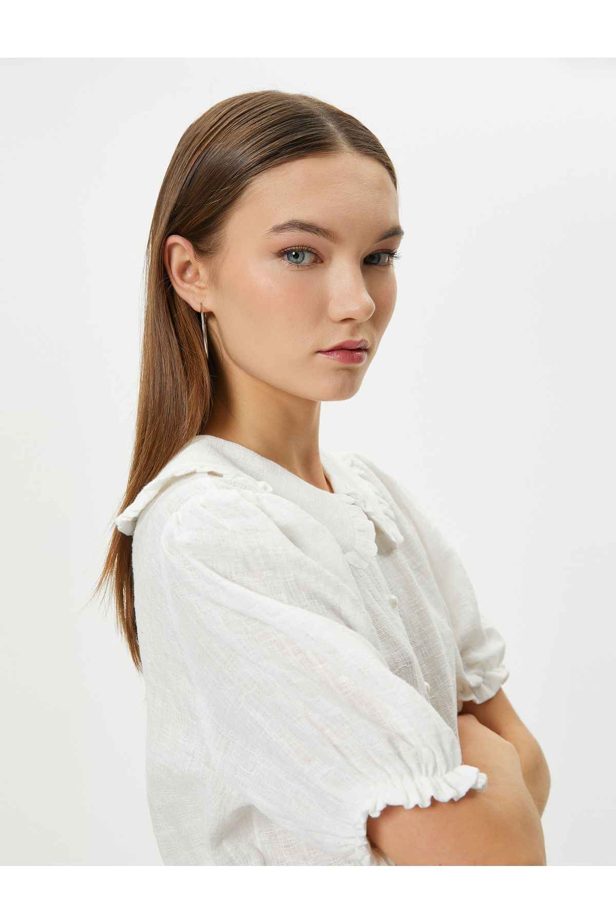 بلوز بلوز آستین بادکنکی یقه پهن کودک با دکمه نخی