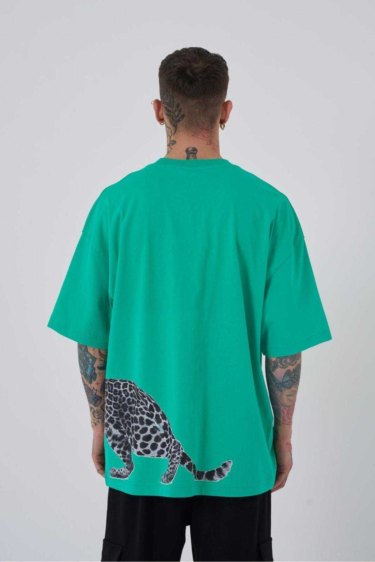 تیشرت مردانه طرح پلنگی سایز سبز روشن