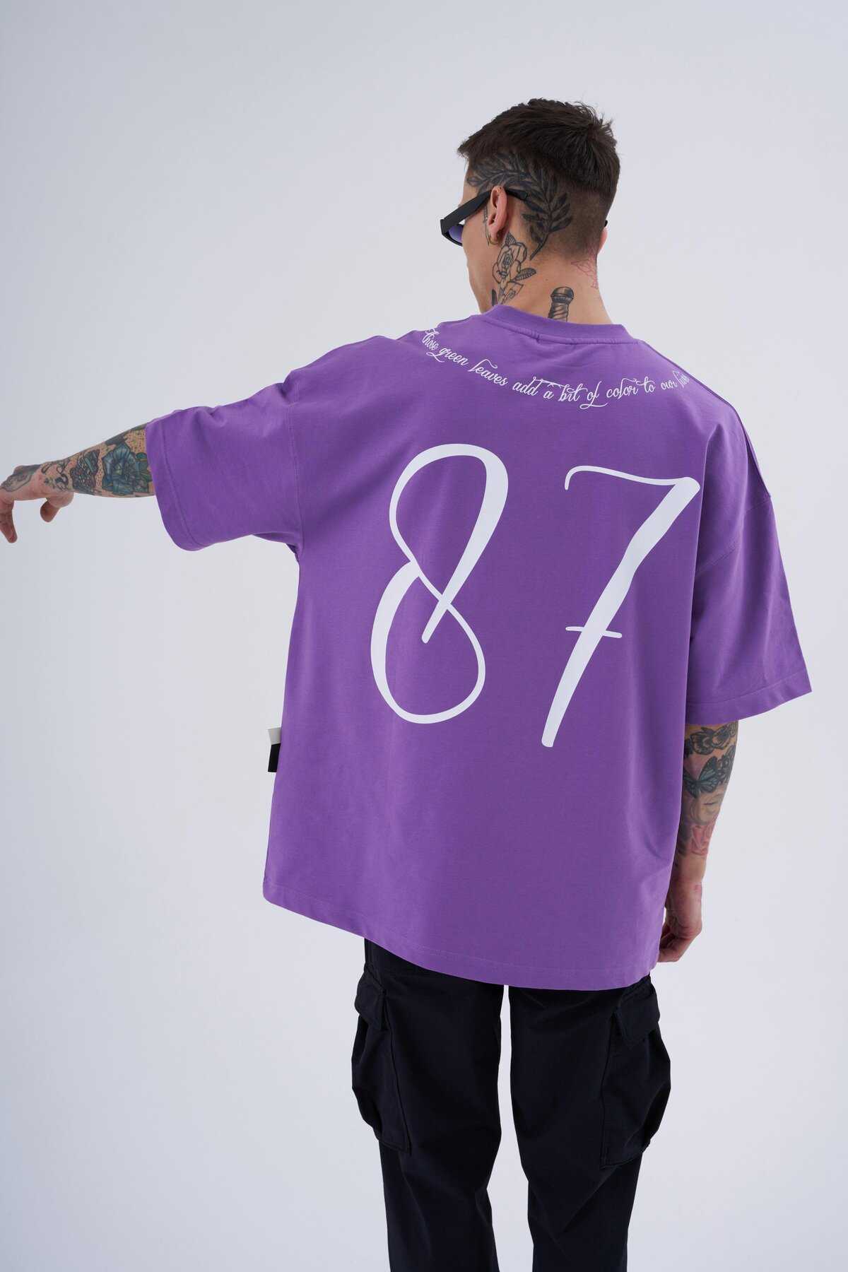 تیشرت مردانه بنفش با چاپ گیاهی