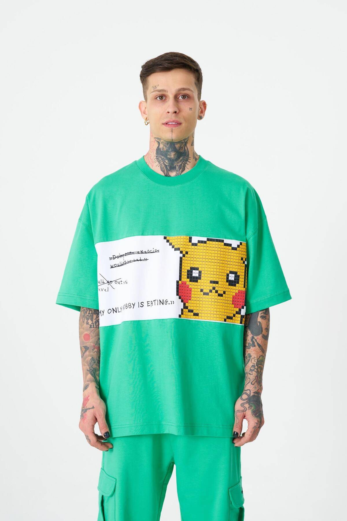 تیشرت مردانه با چاپ پیکاچو سبز روشن