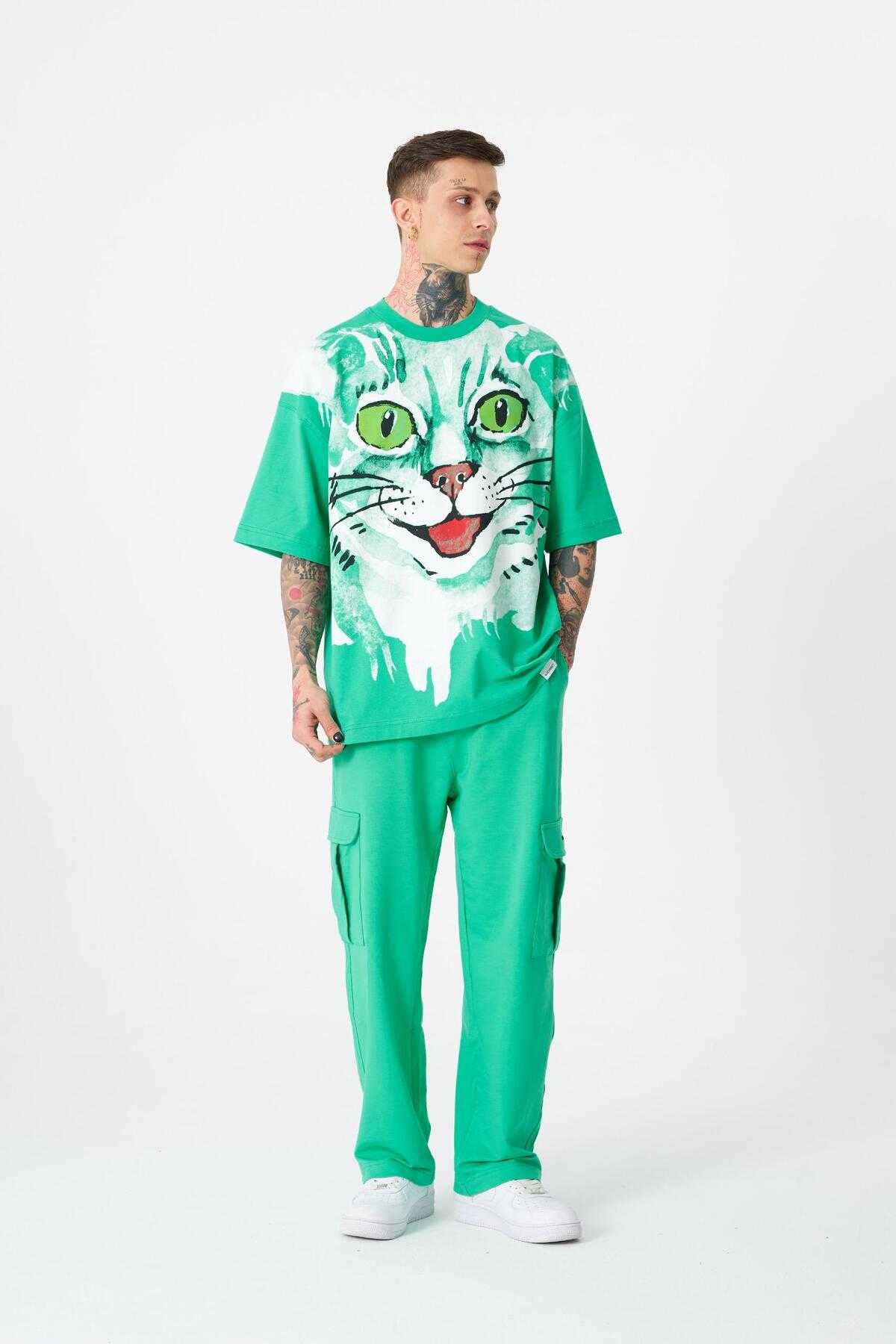 تیشرت مردانه گربه فراری با چاپ سایز بزرگ سبز روشن