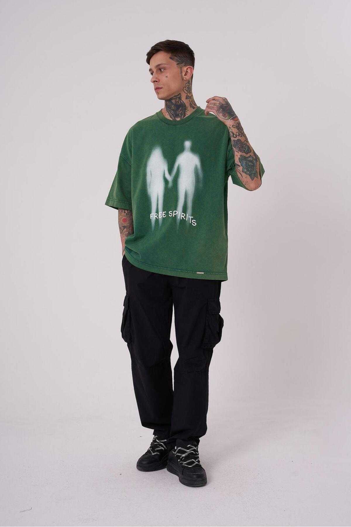 تیشرت مردانه اسپریت شسته اور سایز خالدار خاکستری رایگان