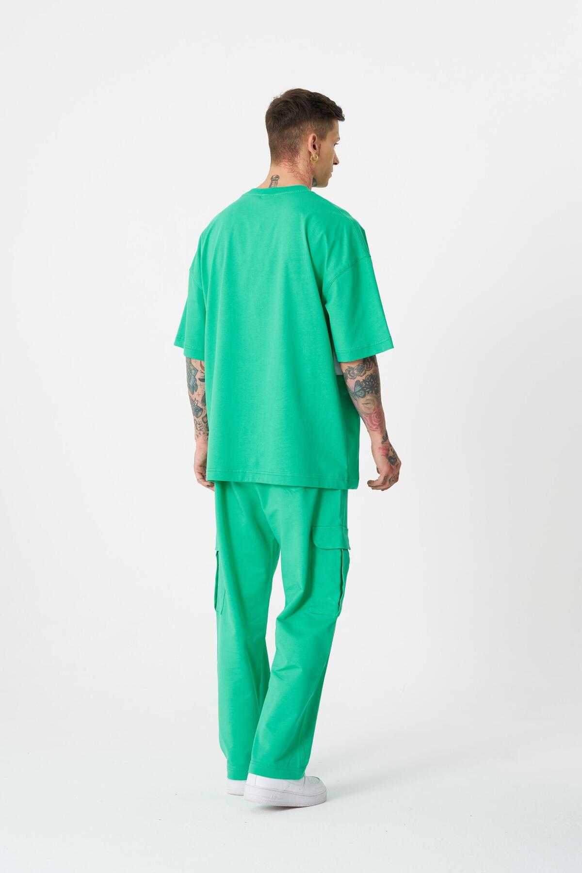 تیشرت مردانه با چاپ پیکاچو سبز روشن