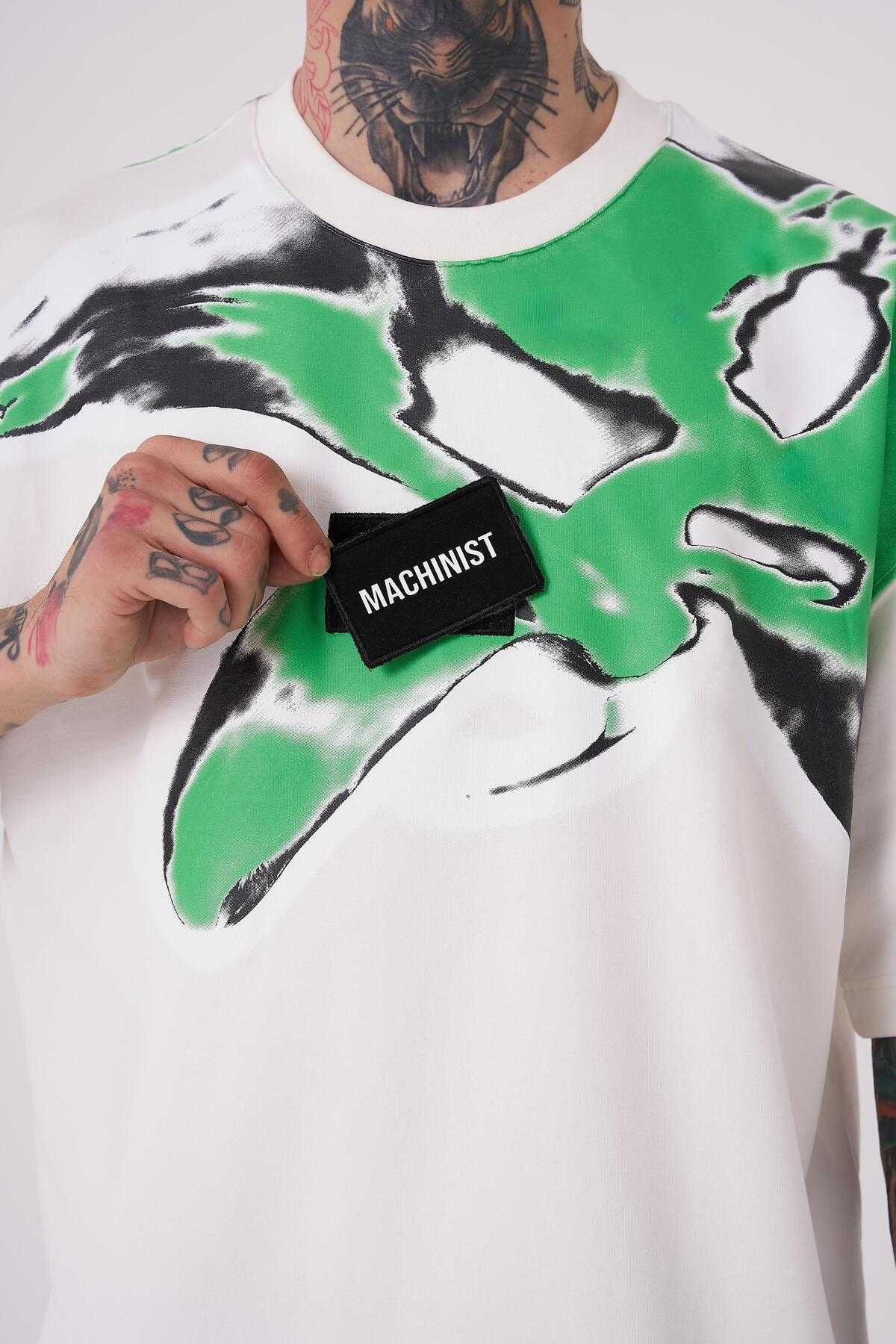 تیشرت مردانه بنفش با چاپ گل نیلوفر آبی سایز بزرگ