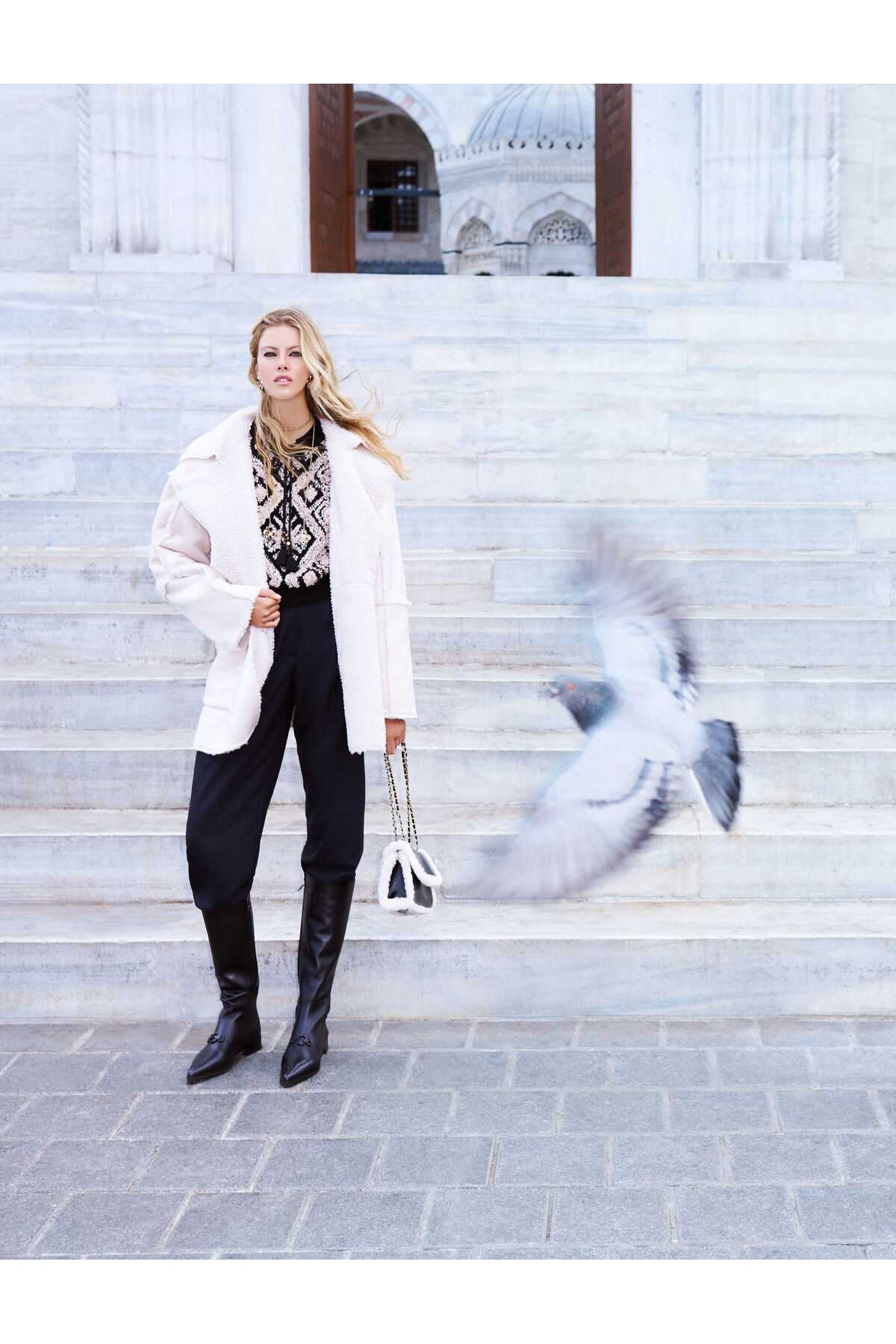 ملیس آغازات