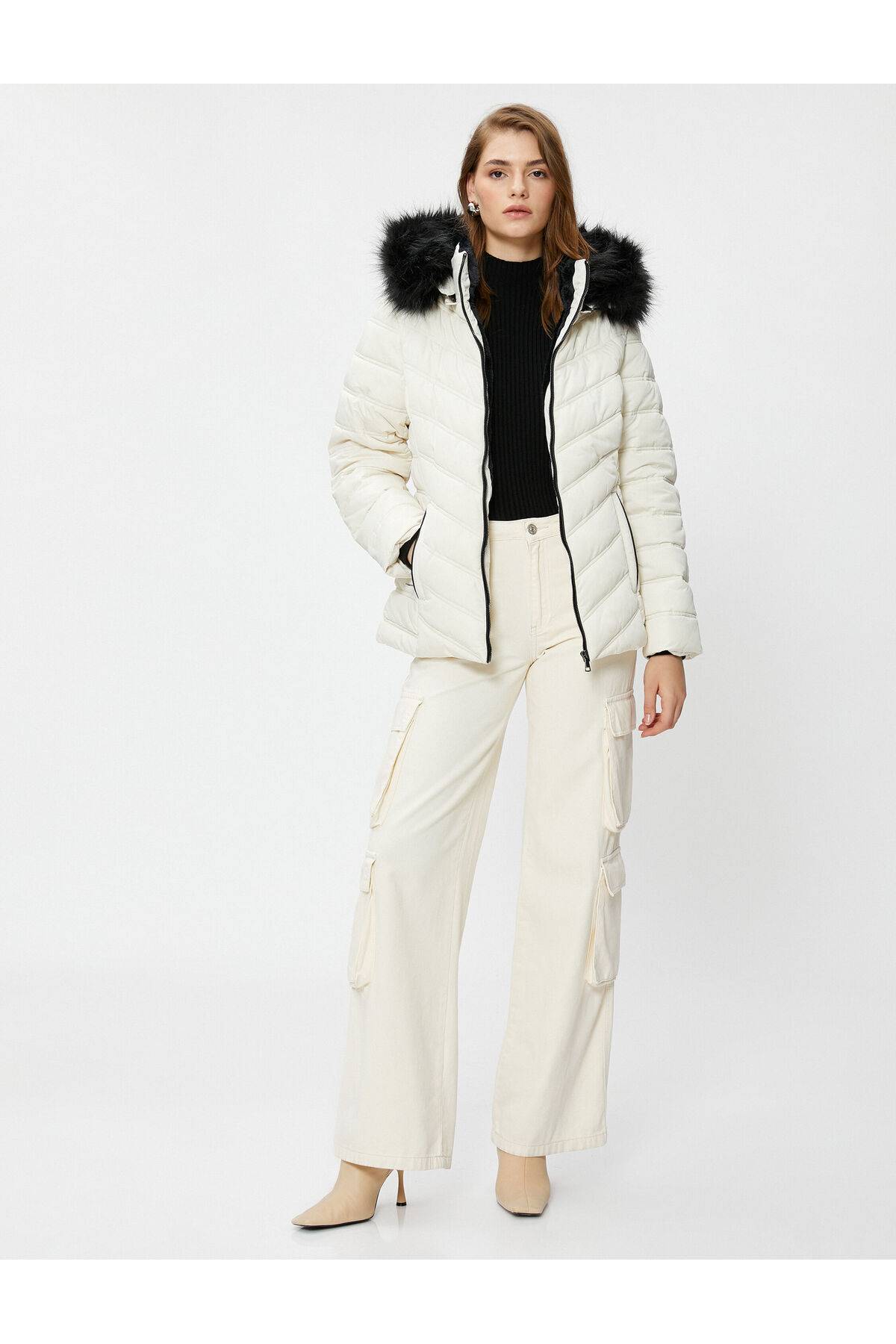 ژاکت پفی کوتاه کمربند مخمل دار سرپوش دار با جزئیات