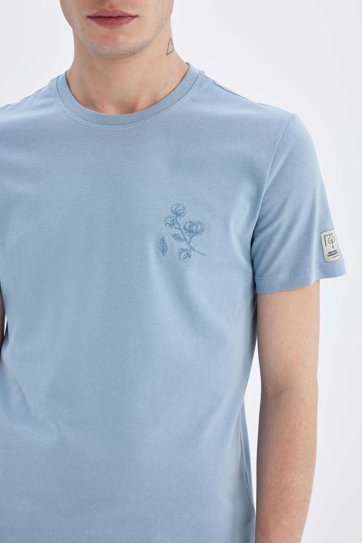 تیشرت آستین کوتاه یقه اسلیم فیت