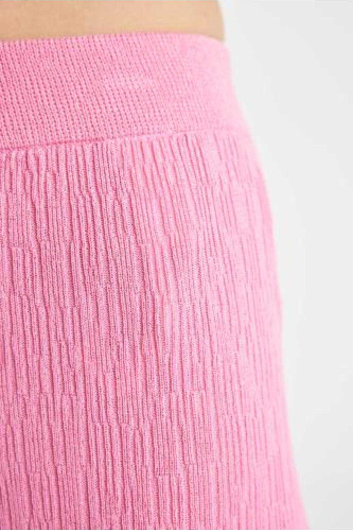 شلوار ساق گشاد