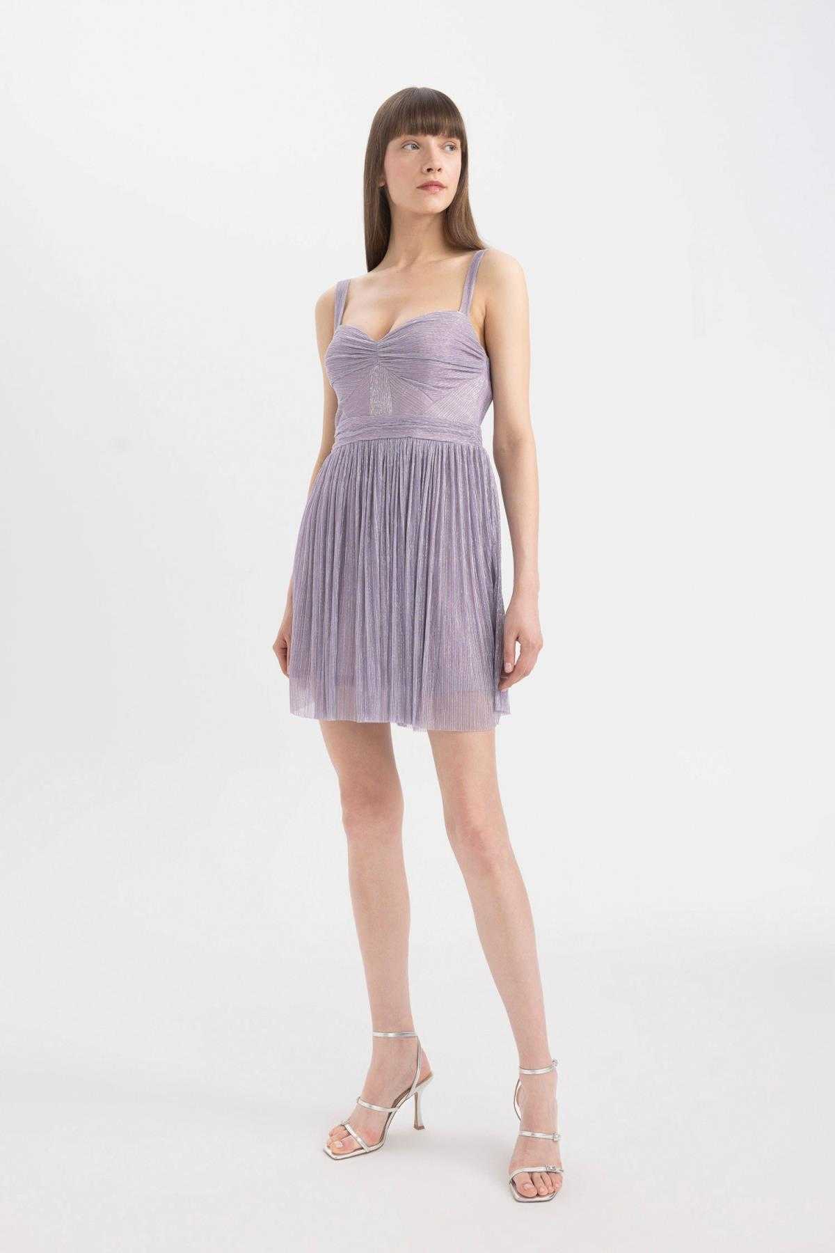 لباس کوتاه پارچه ای یقه براق