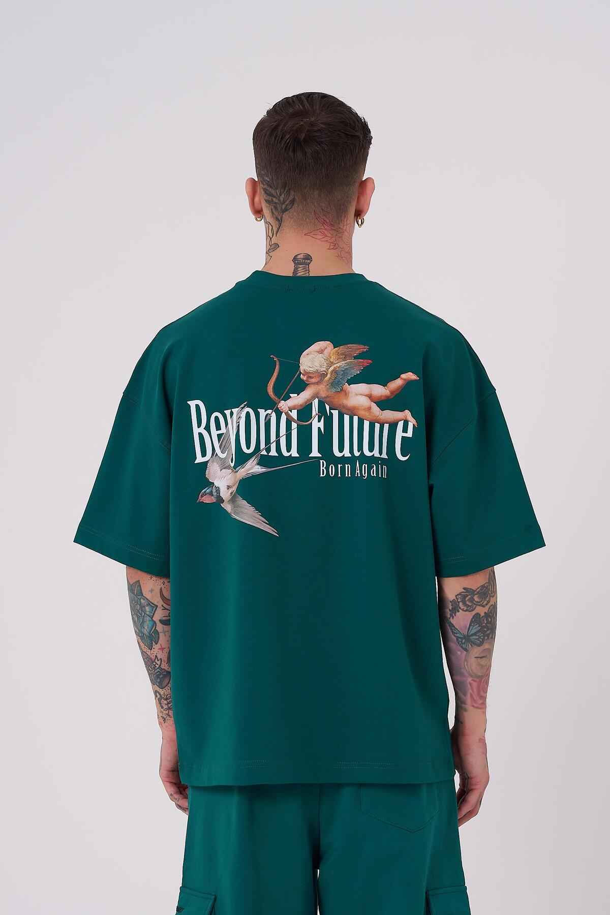 تیشرت مردانه خاکستری با چاپ فراتر از آینده