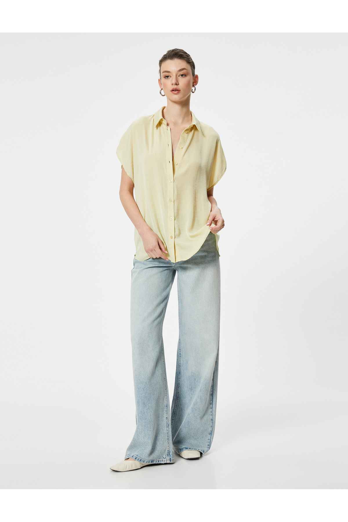 پیراهن آستین کوتاه Relax Fit کلاسیک یقه دکمه دار