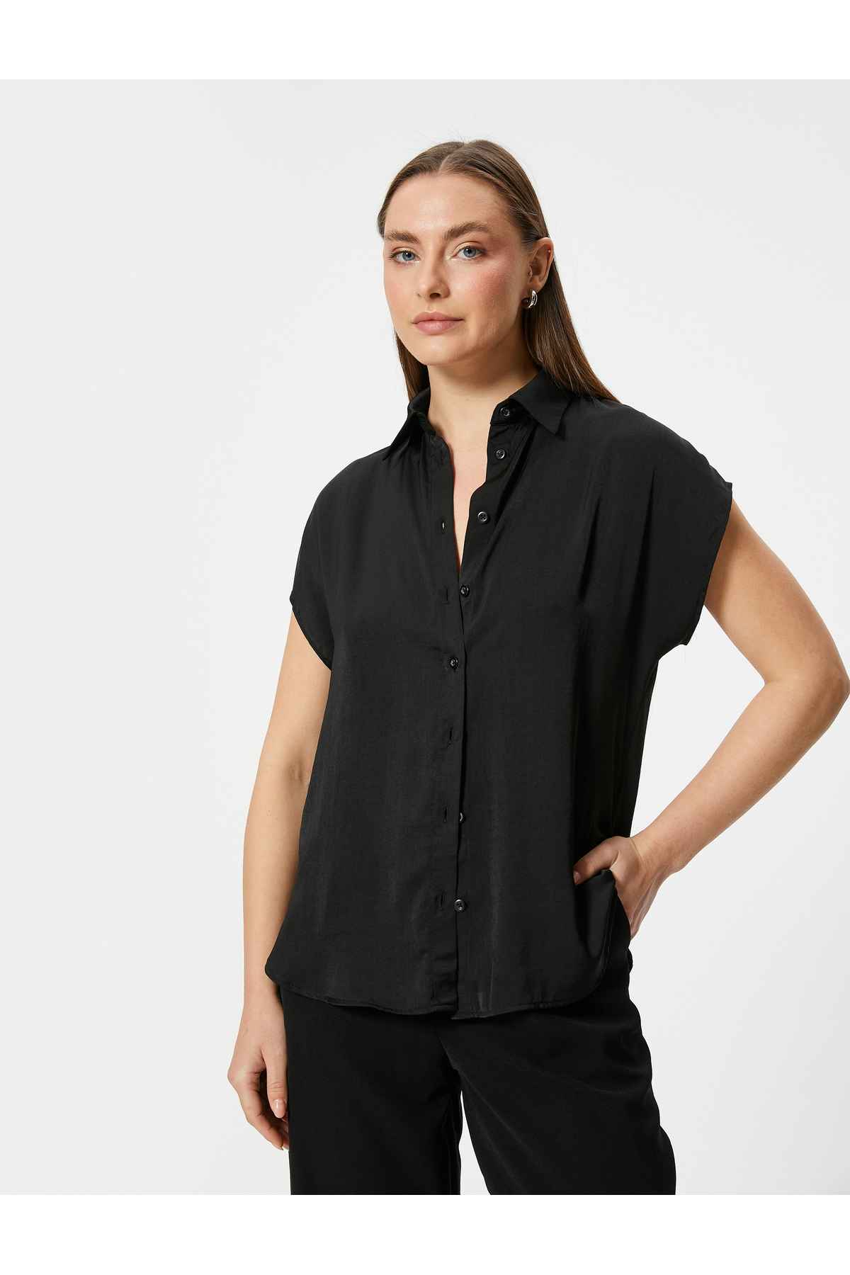 پیراهن آستین کوتاه Relax Fit کلاسیک یقه دکمه دار