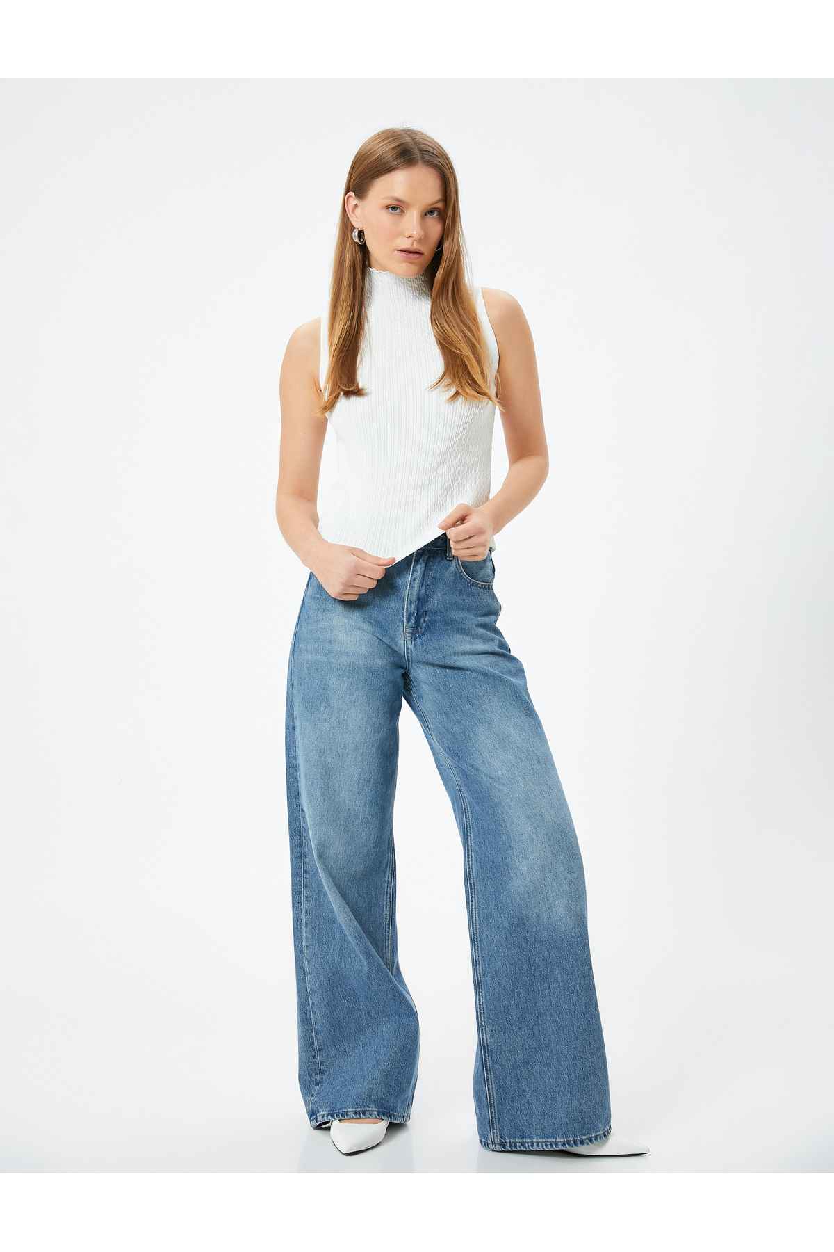 تاپ بافتنی یقه بلند بدون آستین با الگوی بافتنی مو