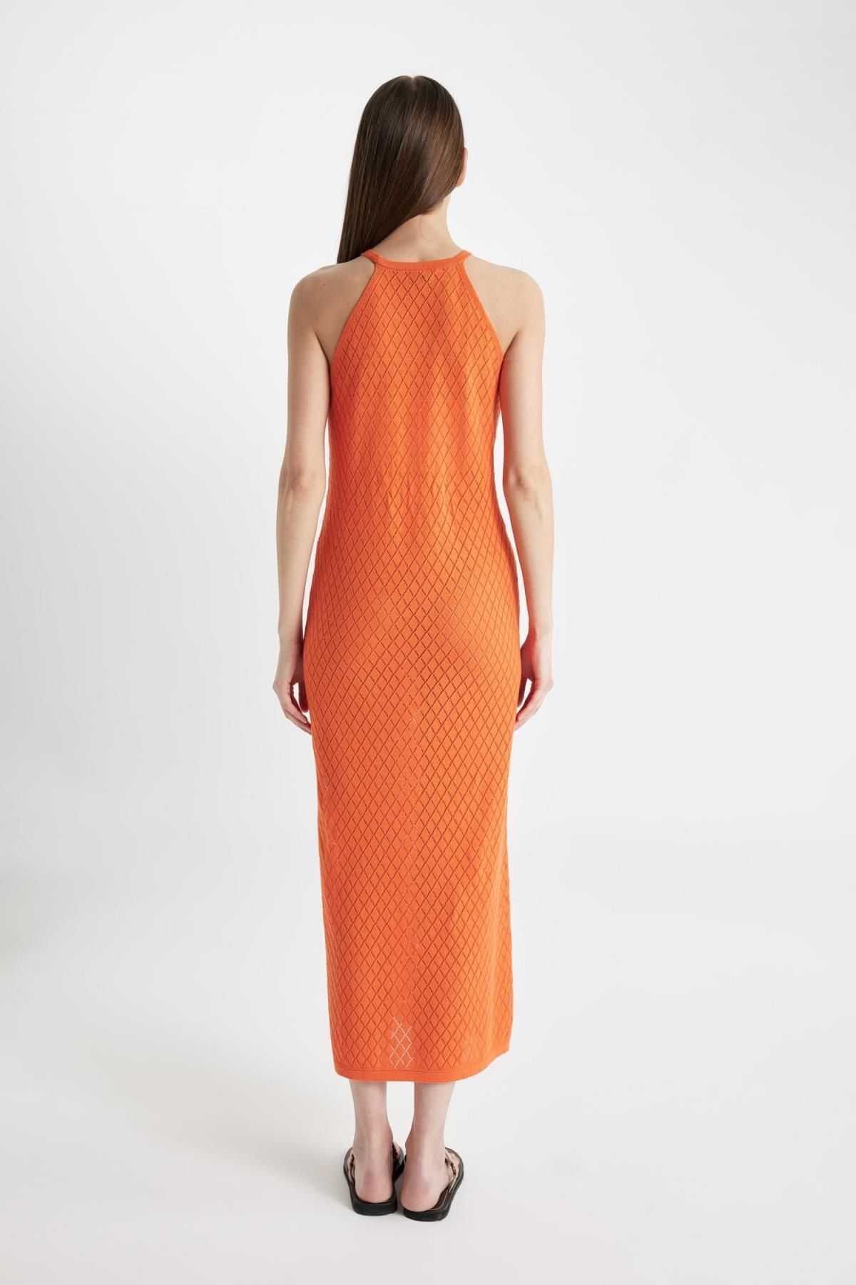 لباس یقه هالتر با تناسب معمولی