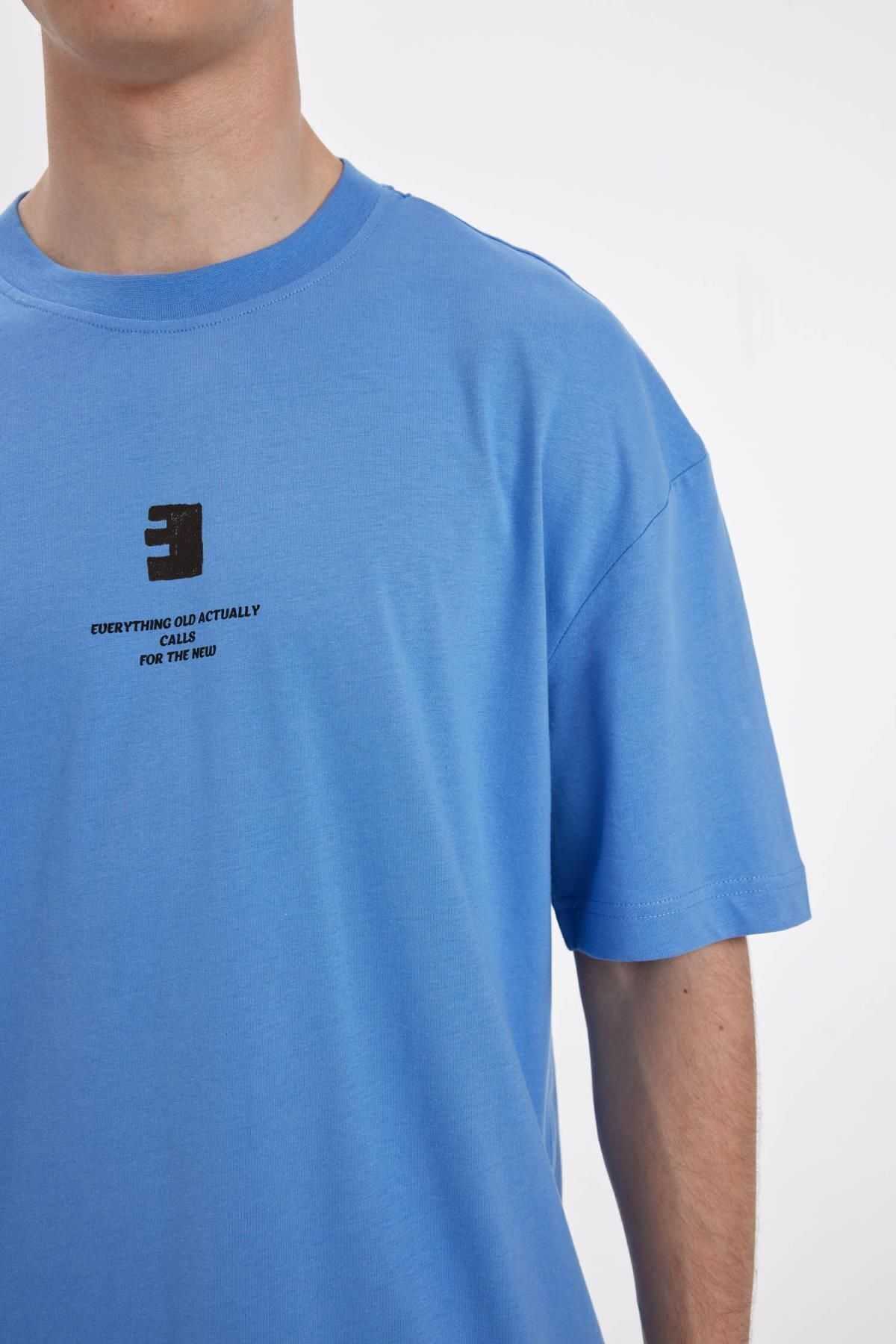 تیشرت آستین کوتاه چاپ شده با یقه Comfort Fit C5755ax24hs