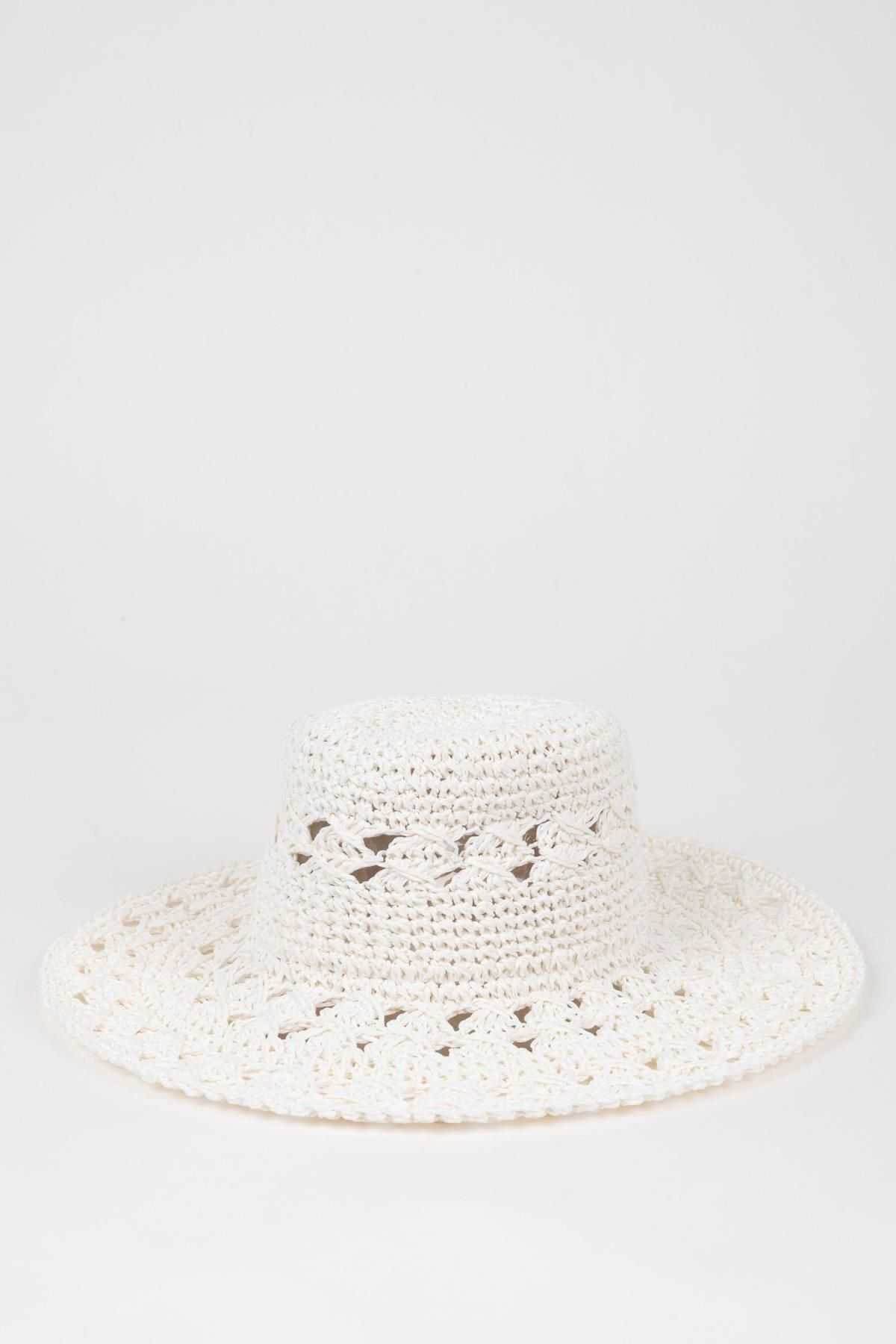 کلاه حصیری زنانه