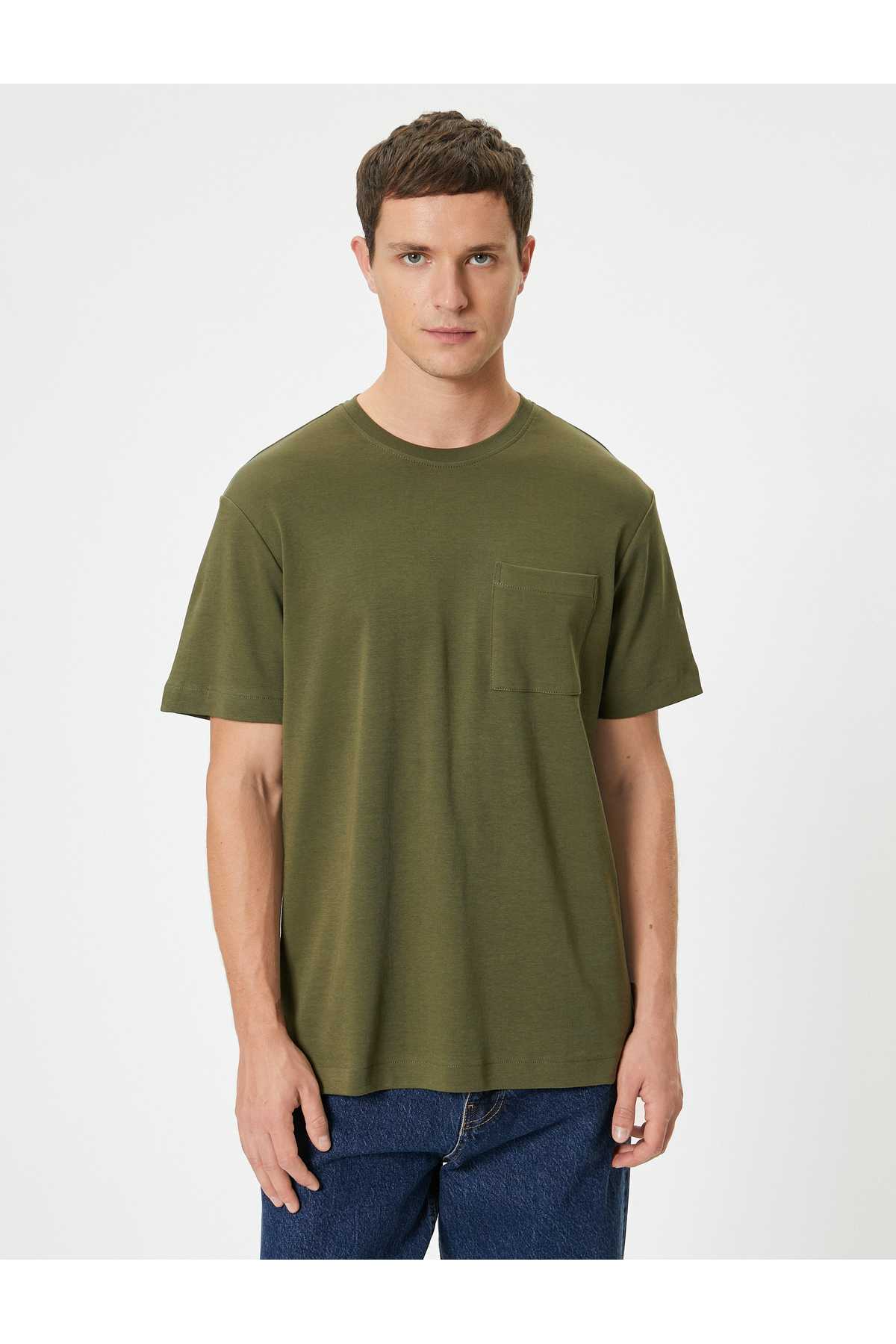 پایه تیشرت جیبی با یقه خدمه آستین کوتاه نخی