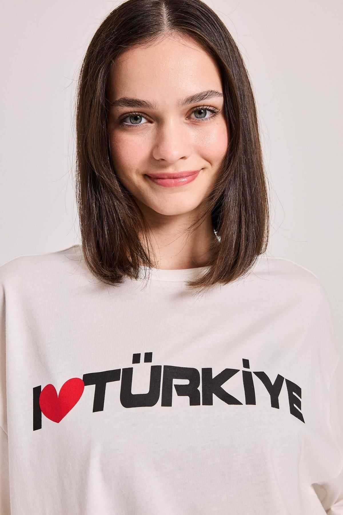 تیشرت آستین کوتاه چاپ شده با الگوی عریض سایز بزرگ D6044x24sm