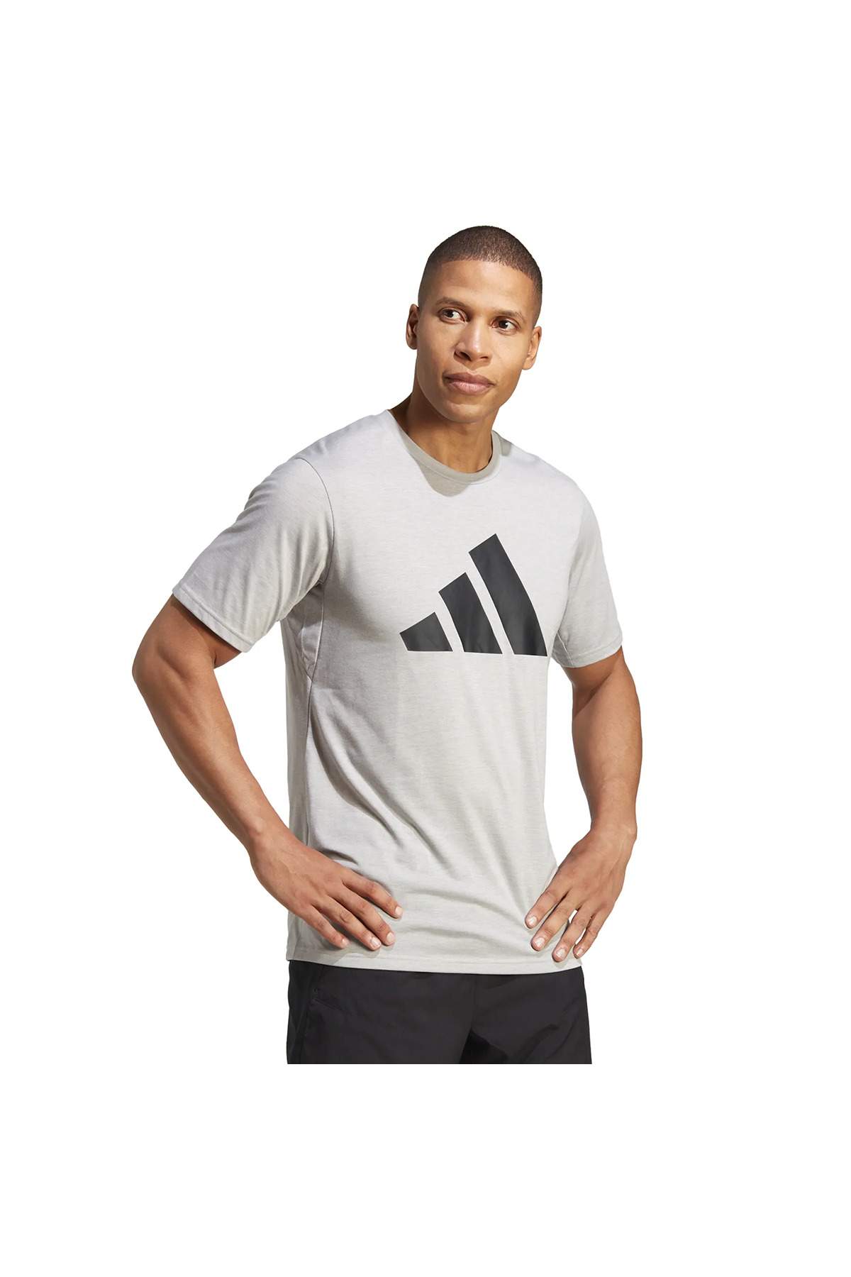 training-essentials-feelready-logo-training-t-shirt-ib8276