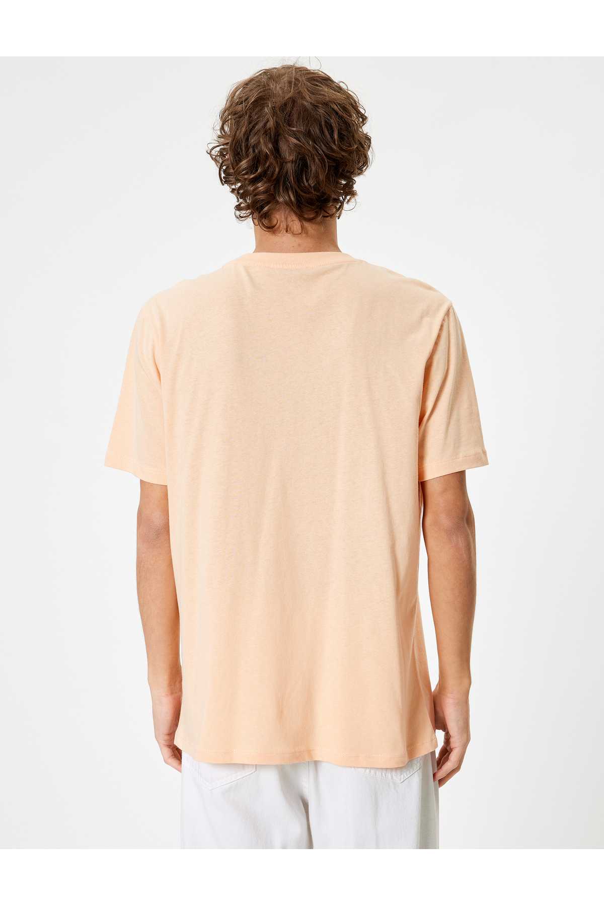 تیشرت کالج با یقه آستین کوتاه نخی