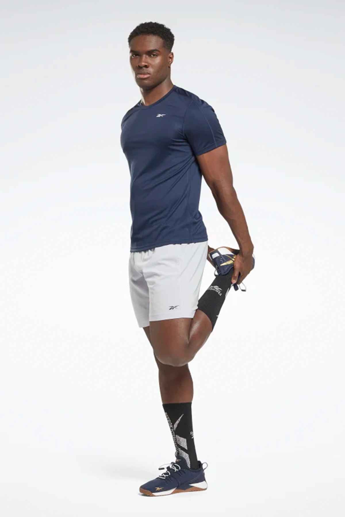 تیشرت آستین کوتاه مردانه قرمز