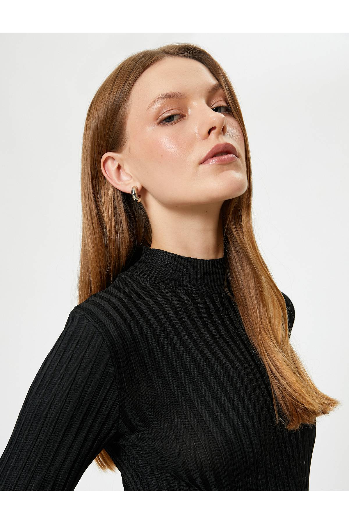 ژاکت بافتنی یقه بلند آستین بلند باریک