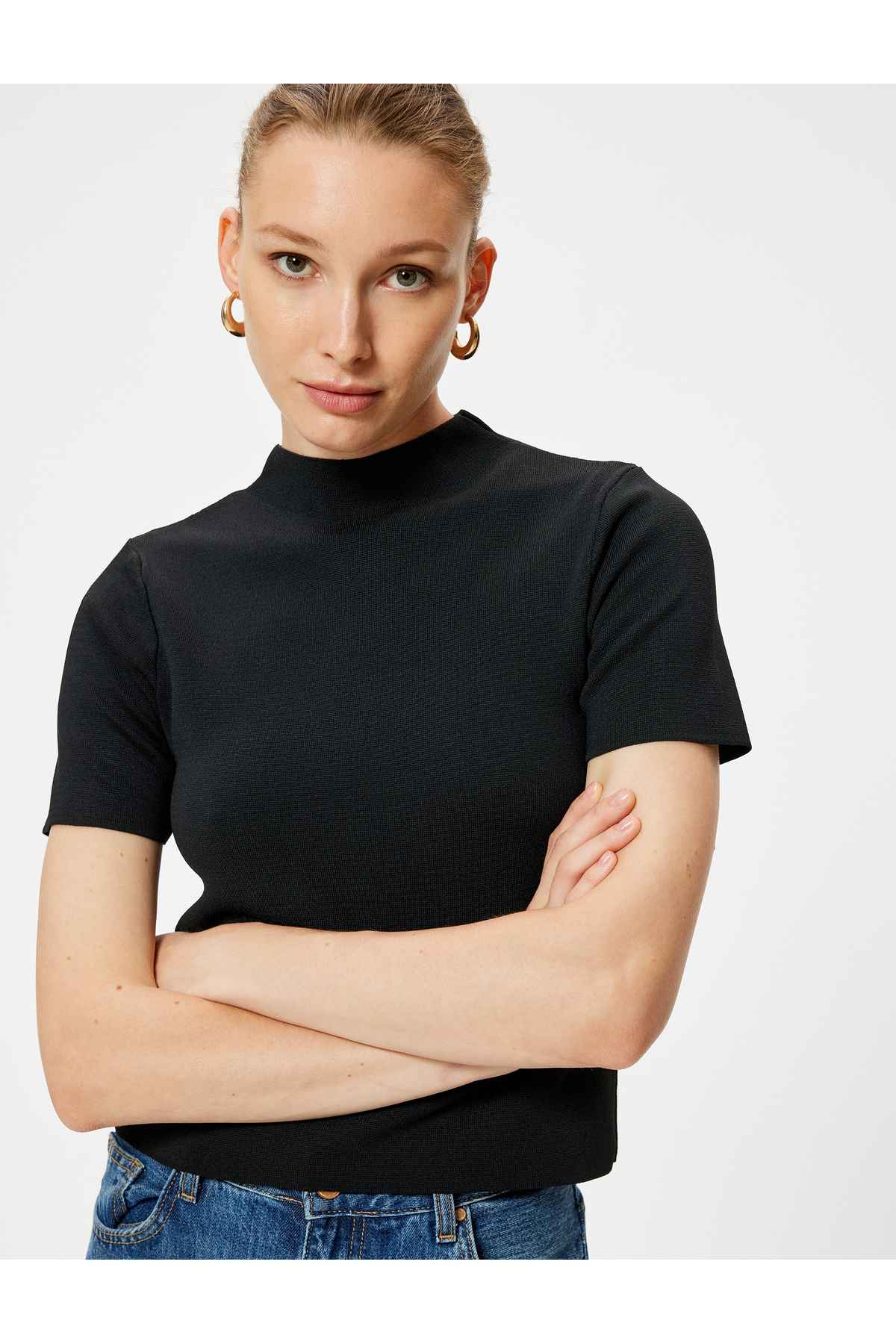 یقه بلند ژاکت بافتنی با آستین کوتاه