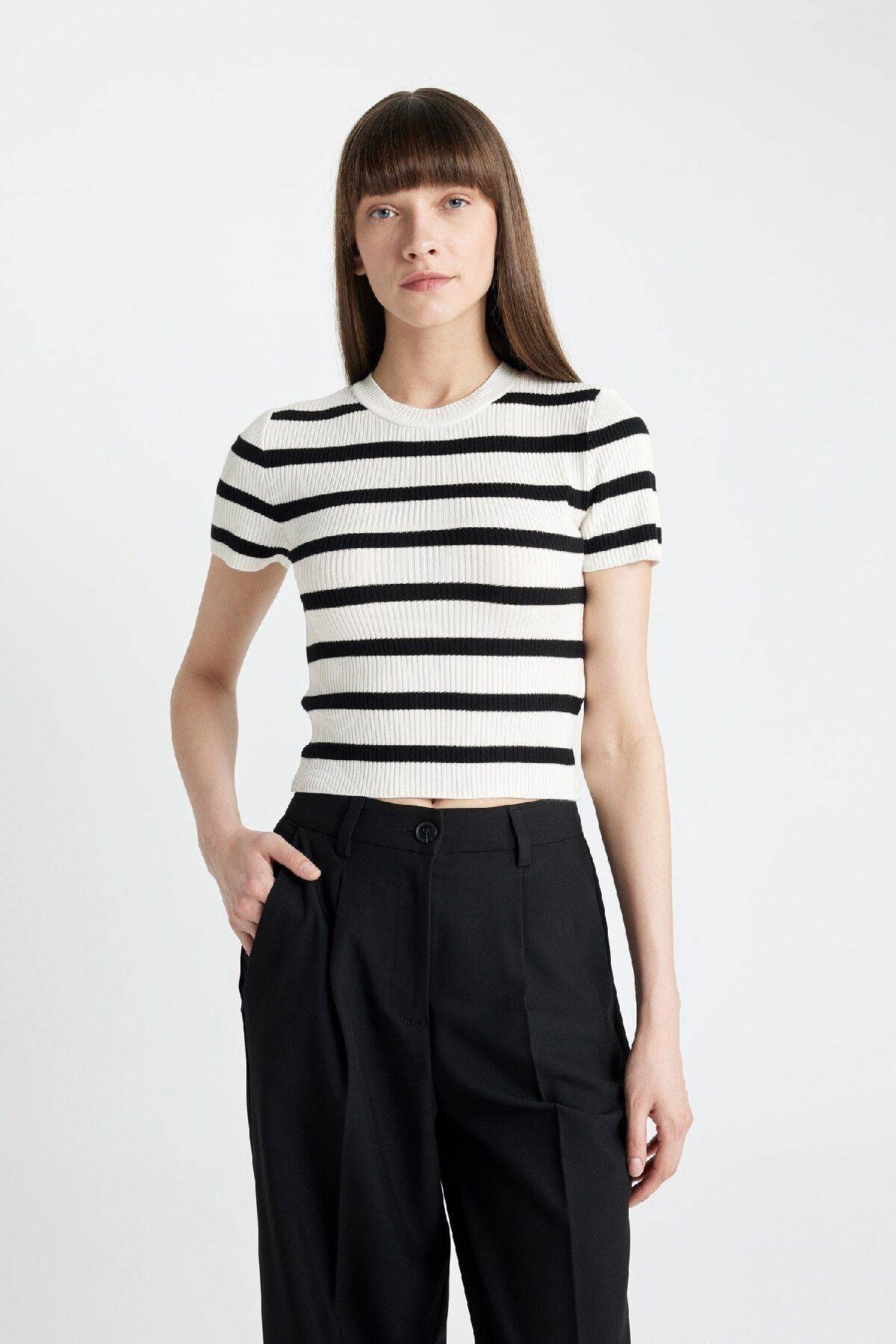 پلیور راه راه یقه Crop Crew