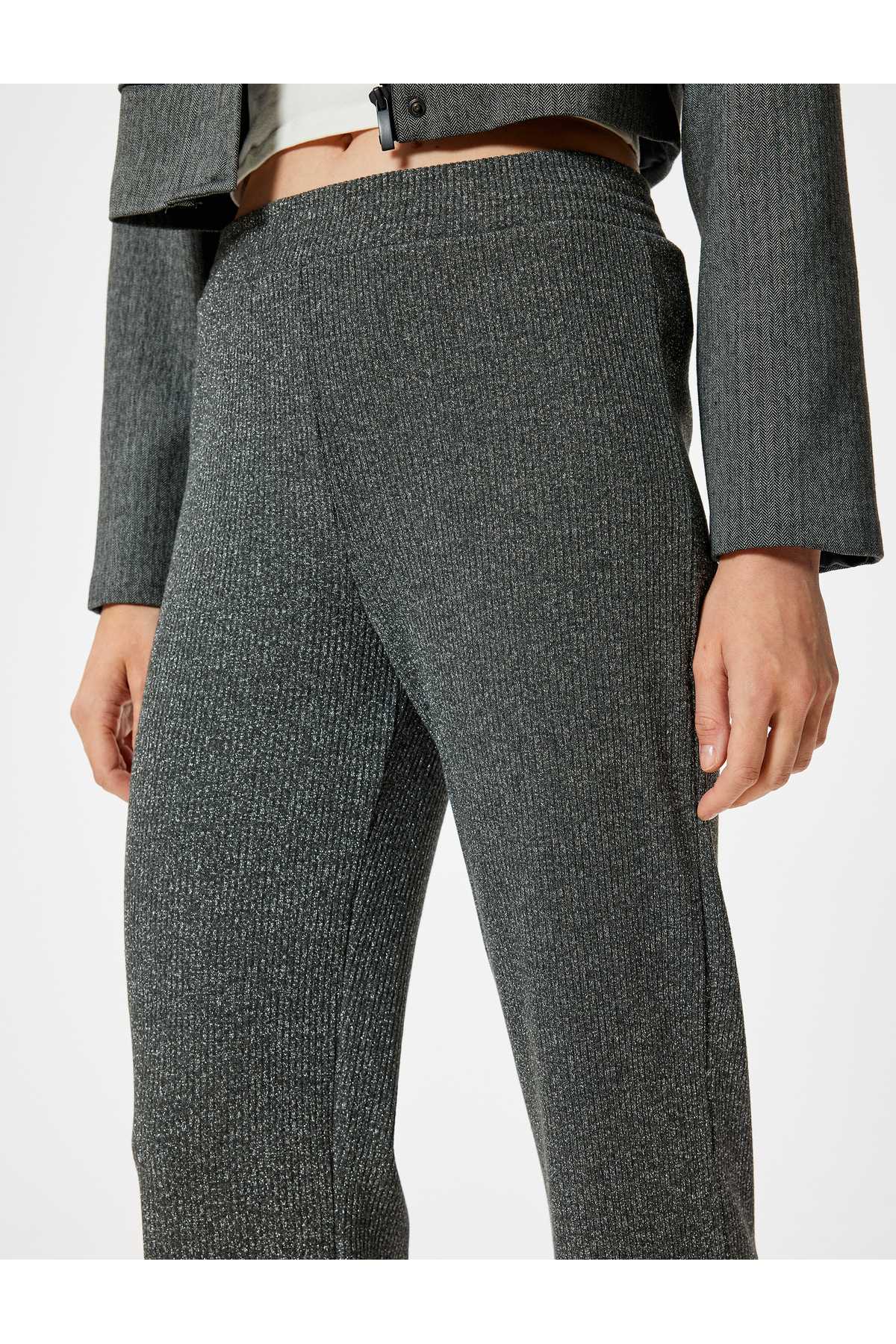 شلوار گشاد آجدار