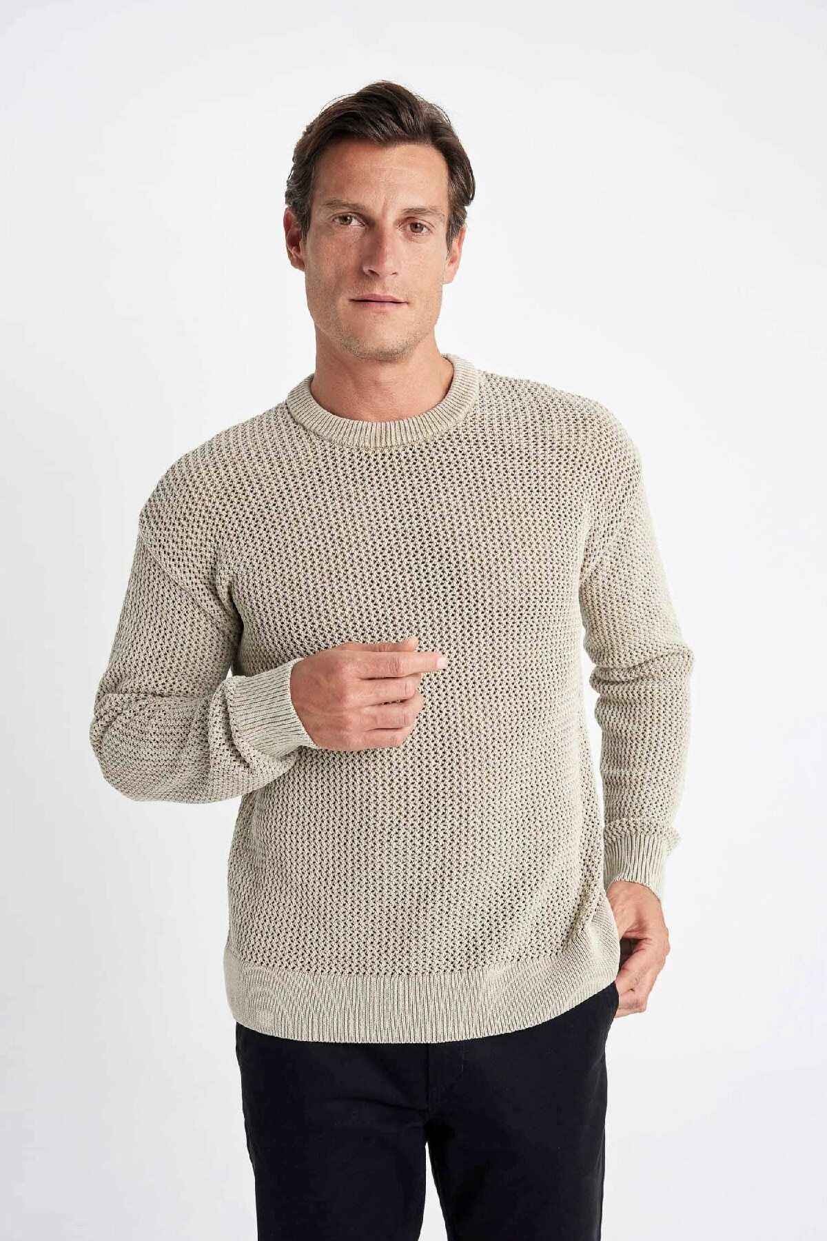 ژاکت بافتنی مردانه بژ Relax Fit راحت برش یقه با بافت D2061ax24au