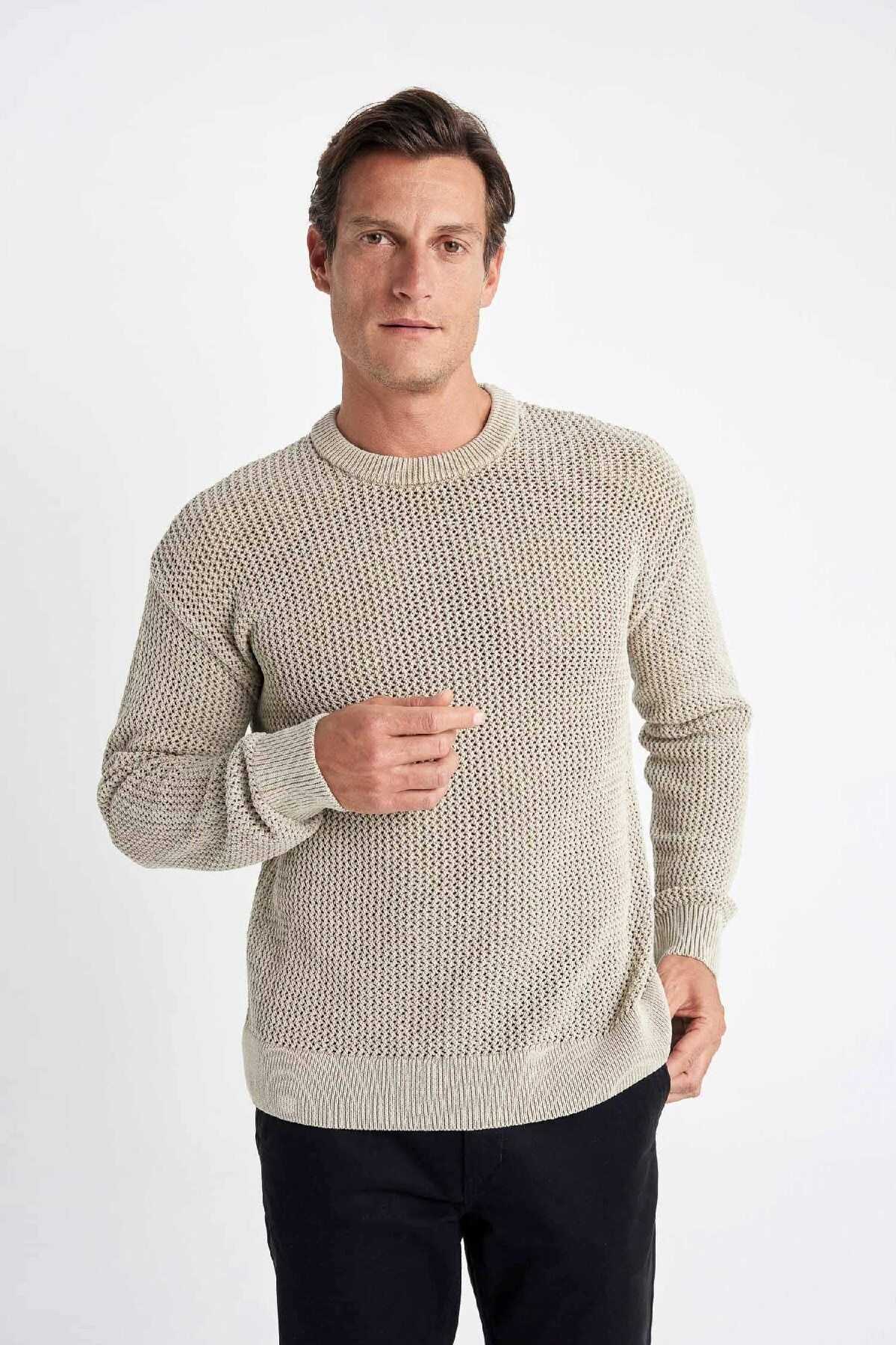 ژاکت بافتنی مردانه بژ Relax Fit راحت برش یقه با بافت D2061ax24au