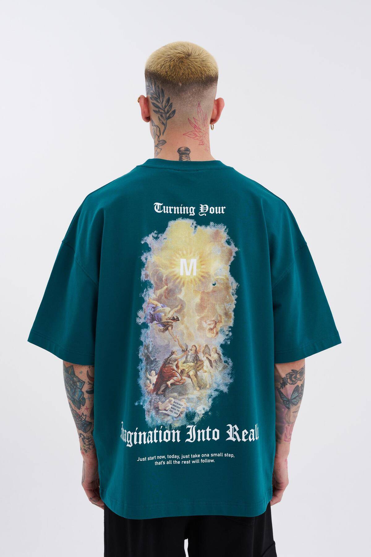 تیشرت آبی سایز بزرگ چاپ شده مردانه که تصور شما را برمی انگیزند