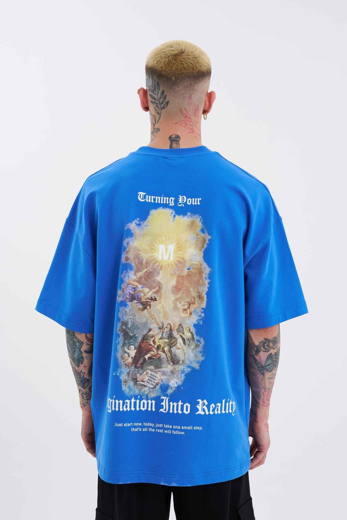 تیشرت آبی سایز بزرگ چاپ شده مردانه که تصور شما را برمی انگیزند