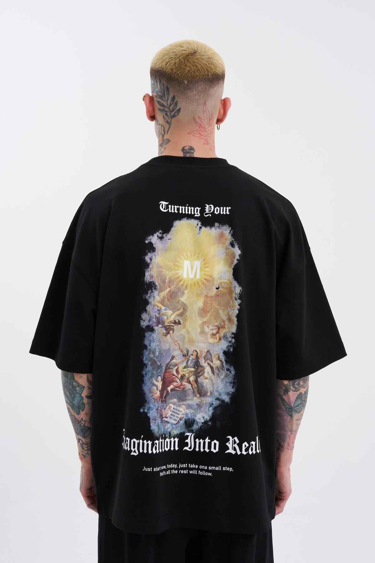 تیشرت آبی سایز بزرگ چاپ شده مردانه که تصور شما را برمی انگیزند