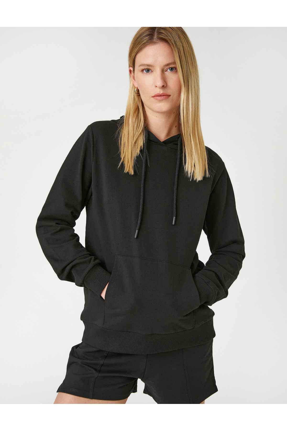 سویشرت ساده کلاهدار با جیب کانگورو