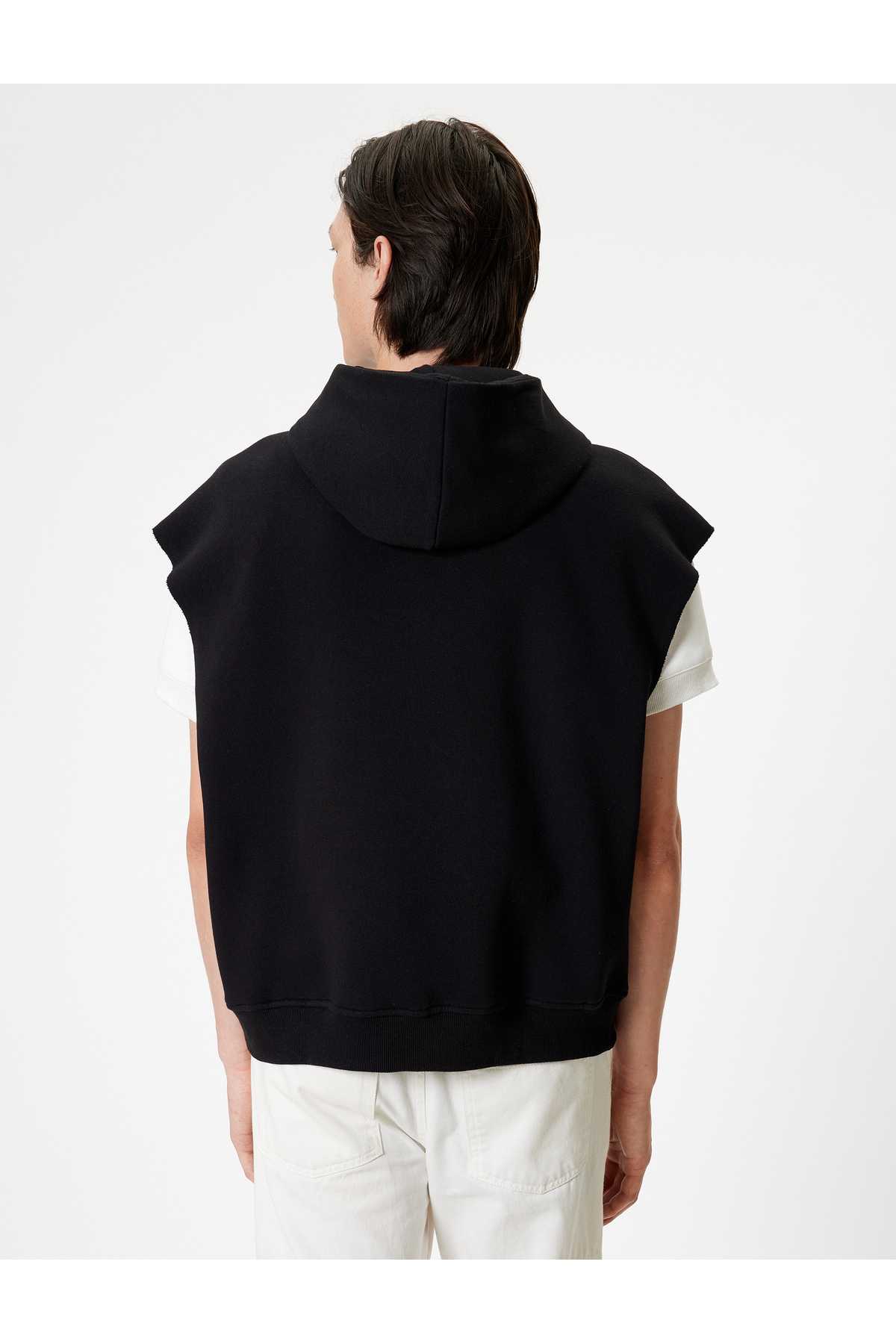 سویشرت بدون آستین سرپوش دار با جیب کانگورویی نخی