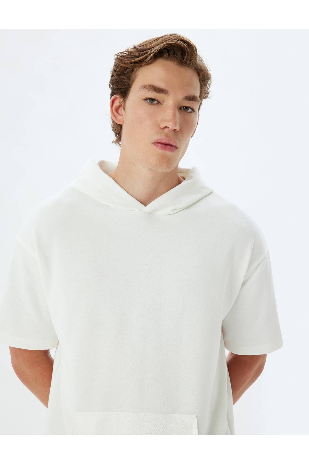 تیشرت سایز بزرگ با آستین کوتاه کانگورویی ترکیبی جزئی از پنبه