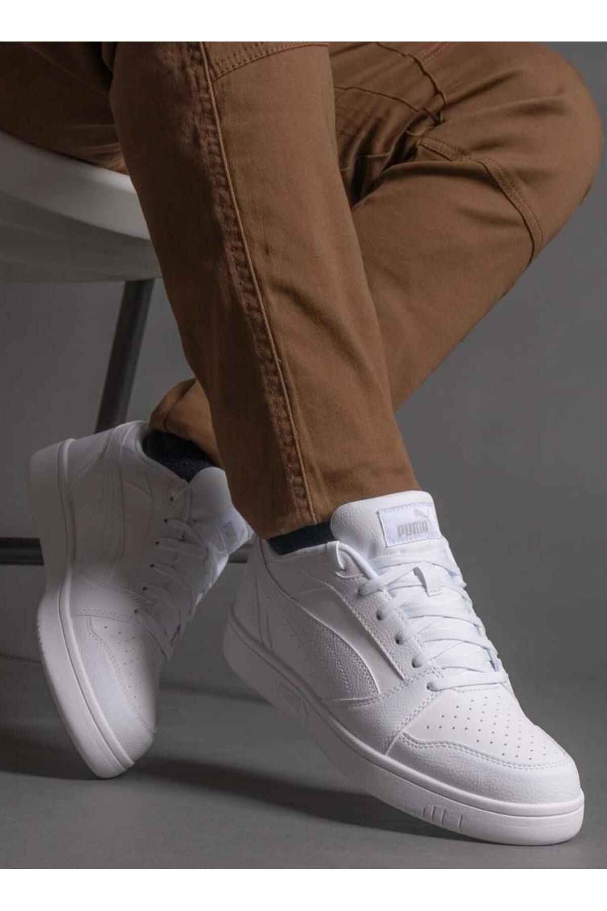 کفش اسپرت کتانی زنانه-مردانه سفید کم رنگ ریباند